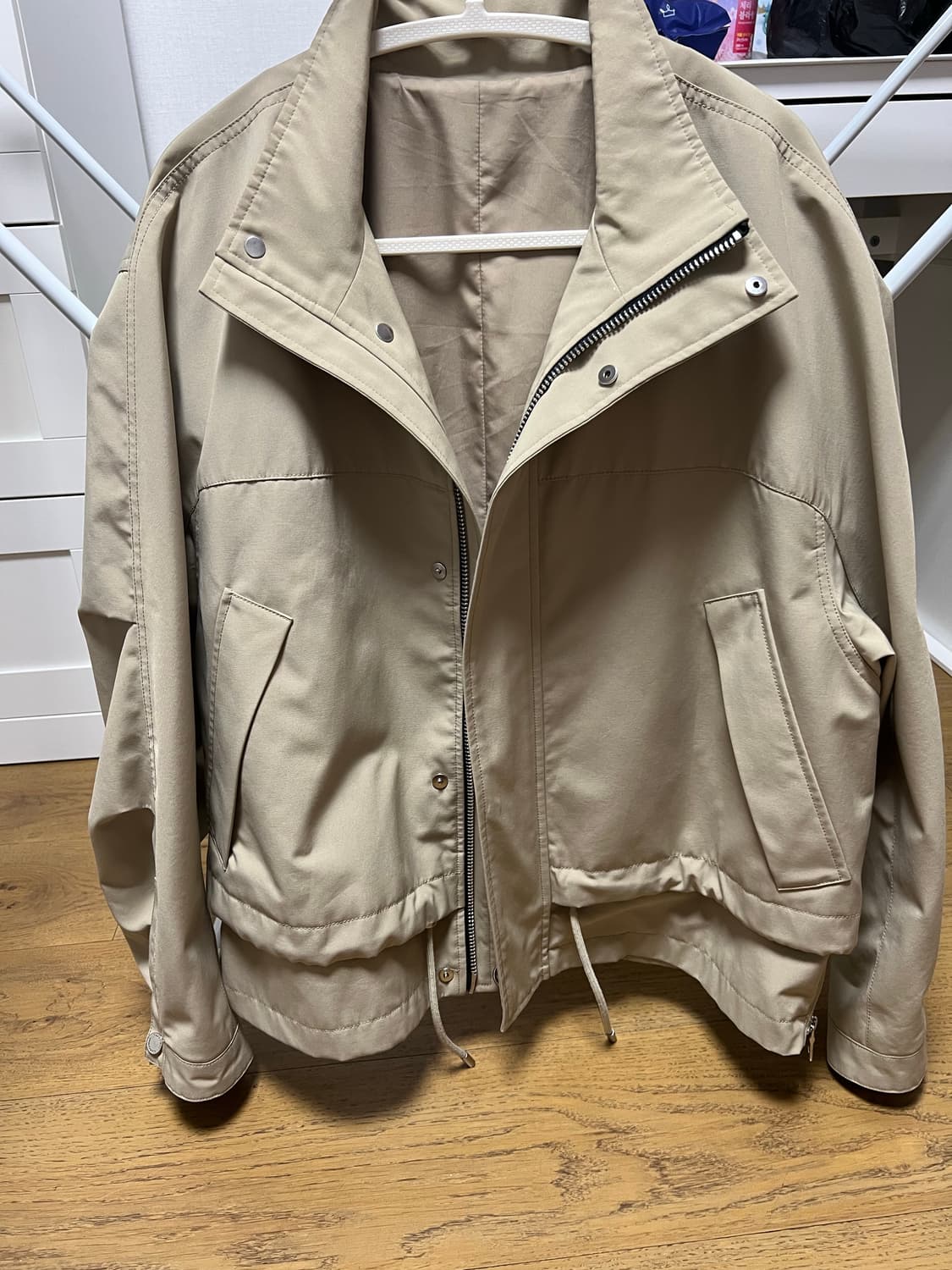 솔리드옴므 22SS 쉘파카 카키(베이지) 상품이미지1