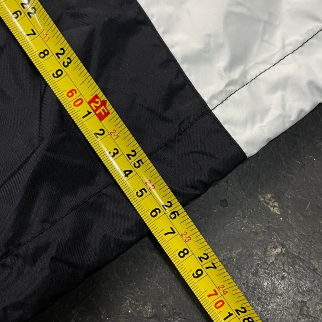 100 미즈노 반팔 절개 바람막이  상품이미지9