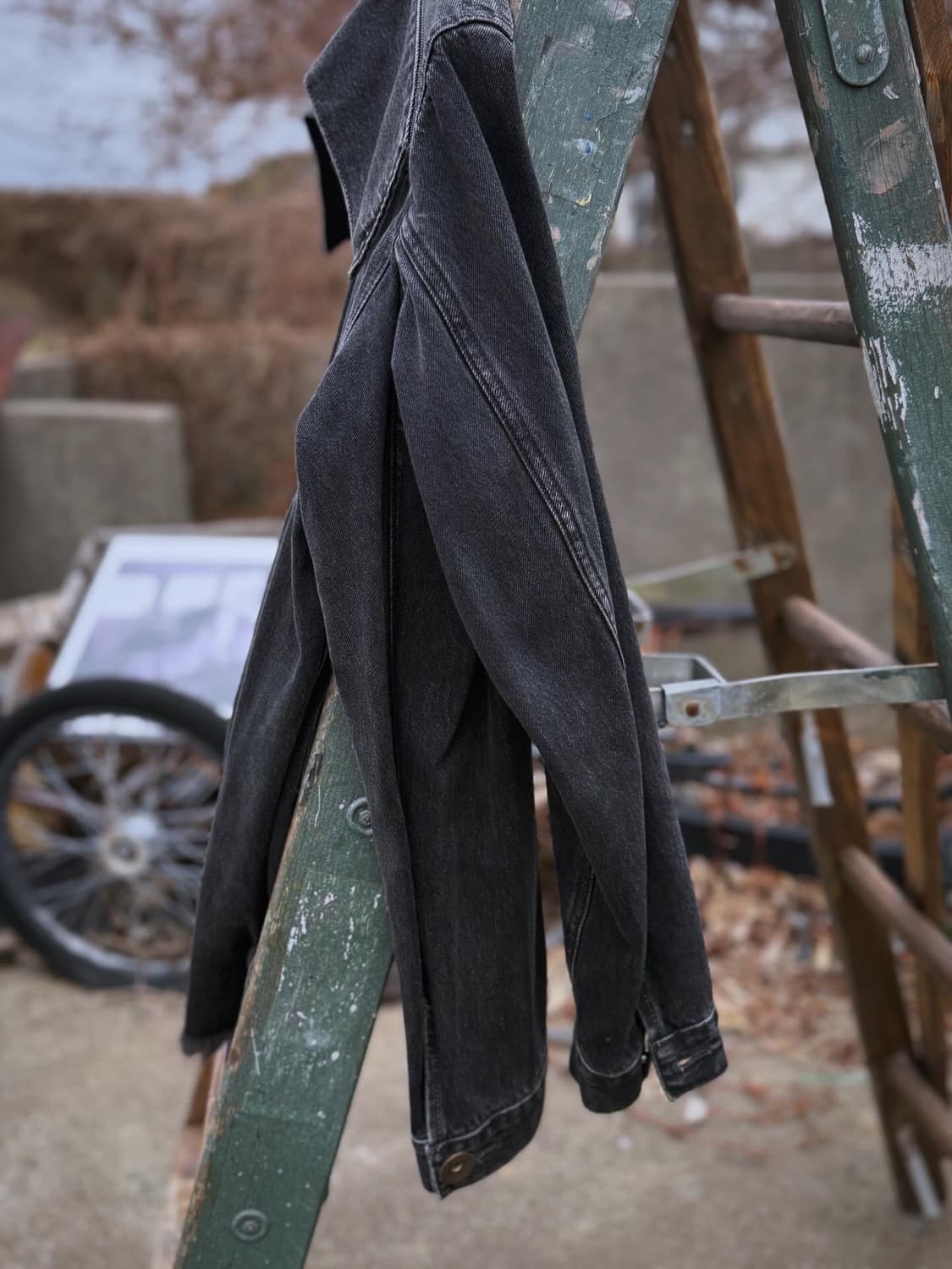 Mihara Yasuhiro Distressed Denim Trucker 상품이미지7