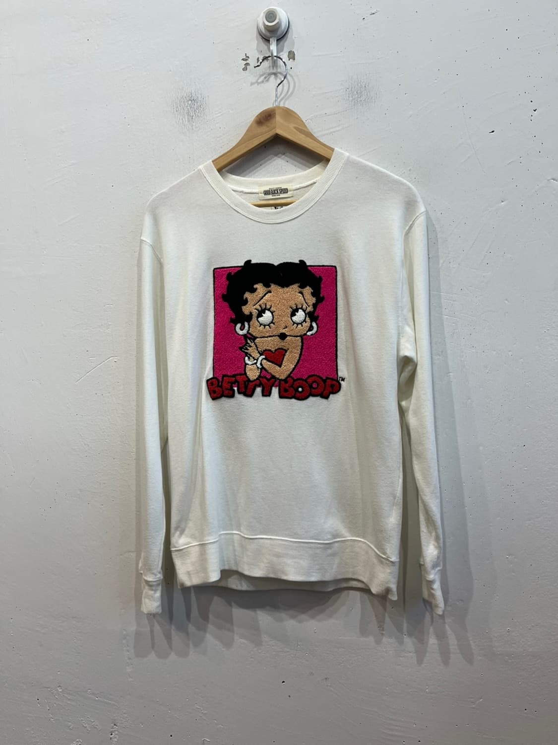 베티붑 맨투맨 상품이미지1