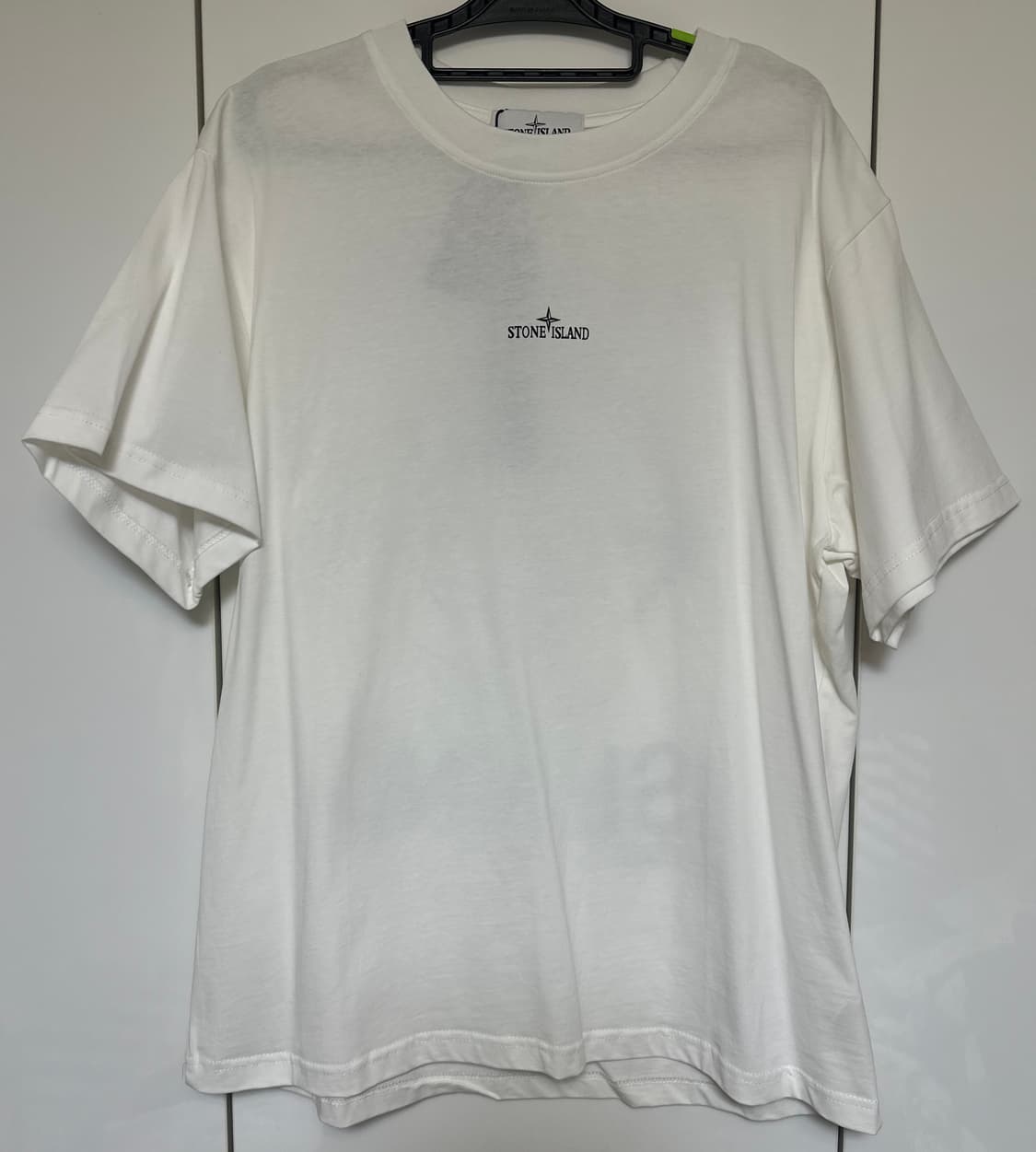 스톤아일랜드화이트반팔 티셔츠 상품이미지1
