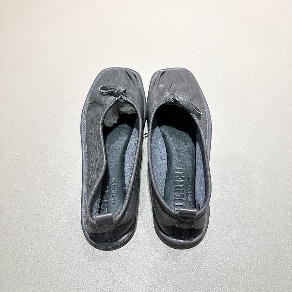 (정품/새상품) HEREU 헤레우 여성 그레이 플리츠 발레리나 플랫슈즈 상품이미지3