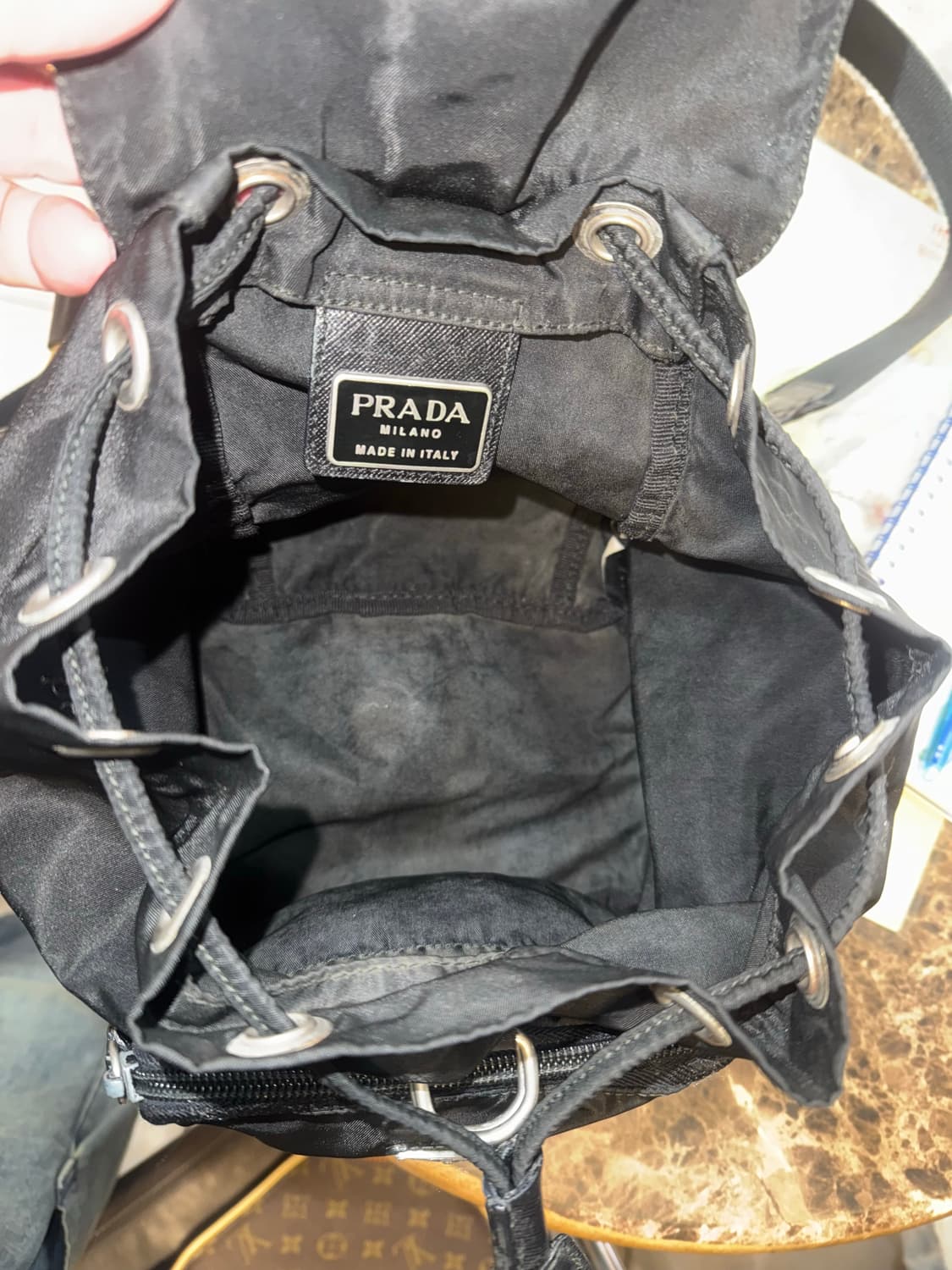 정품 프라다 포코노 미니 백팩 팝니다 상품이미지7