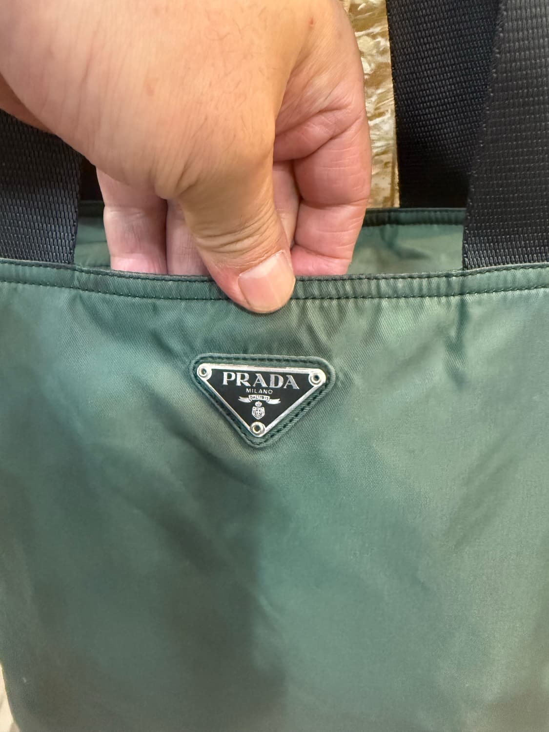 정품 프라다 나일론 숄더백 팝니다 상품이미지2