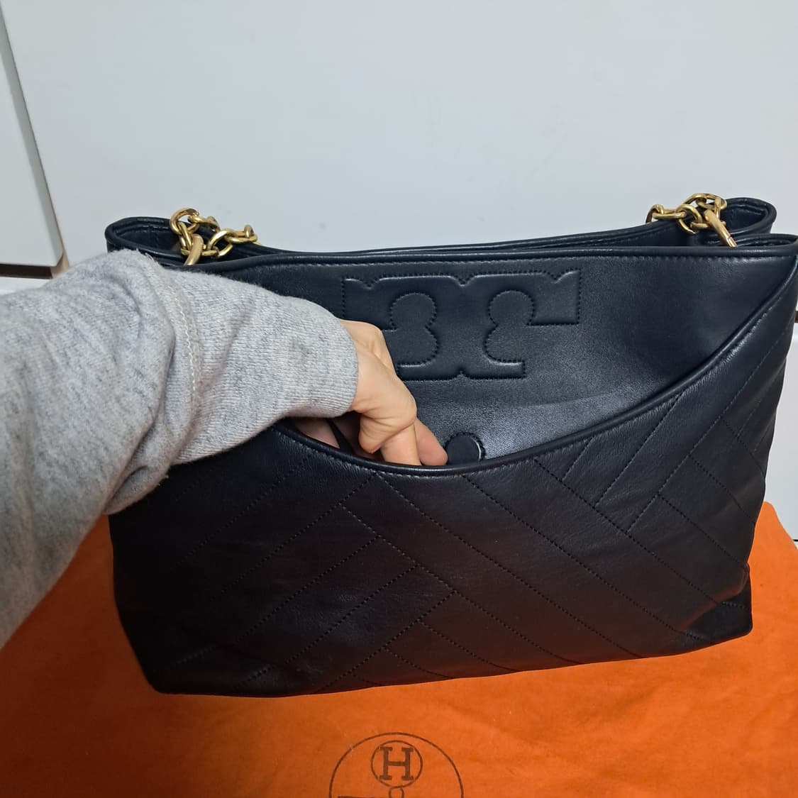 정품 토리버치 퀼팅 체인 숄더백 가방 블랙 상품이미지5
