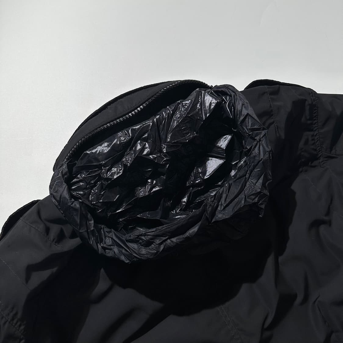 폴로 랄프로렌 덕다운 필드 자켓 블랙 상품이미지8