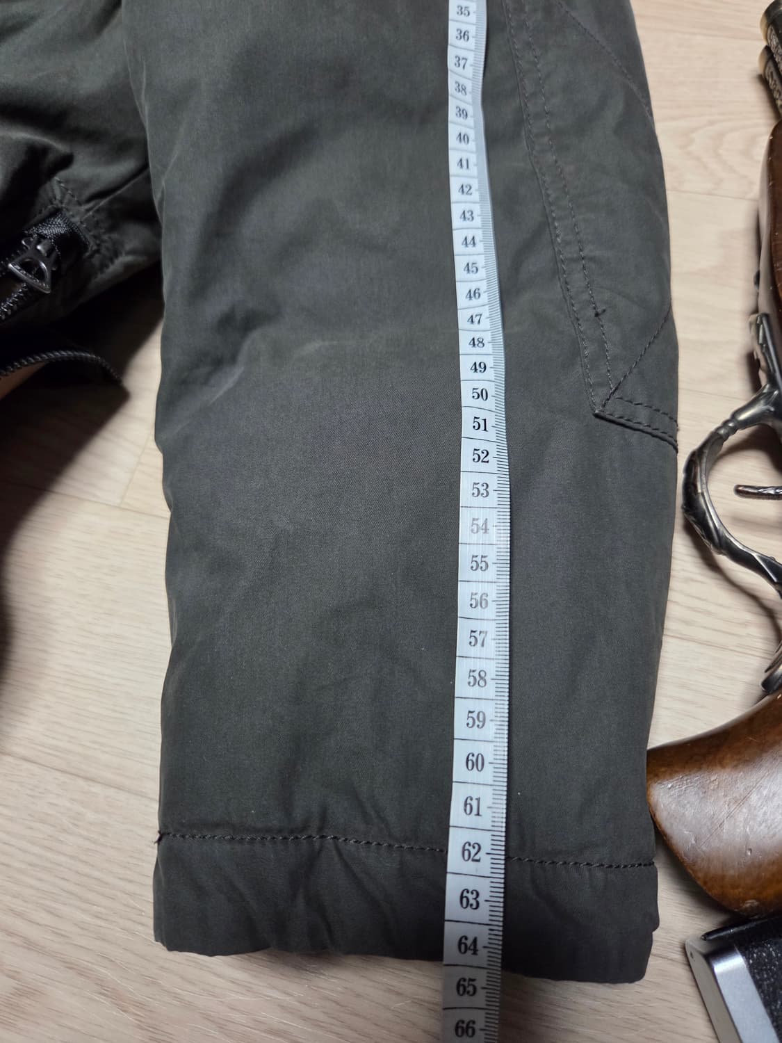 시리즈 퍼 구스다운 자켓 라파 105
 천연양모 퍼 상품이미지9