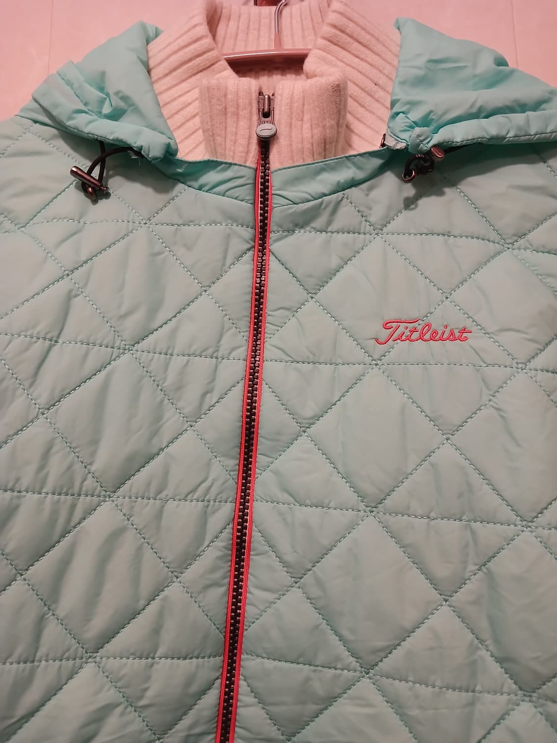 타이틀리스트 정품 여성 모직 후드 반집업티 L (95) 사이즈 상품이미지3