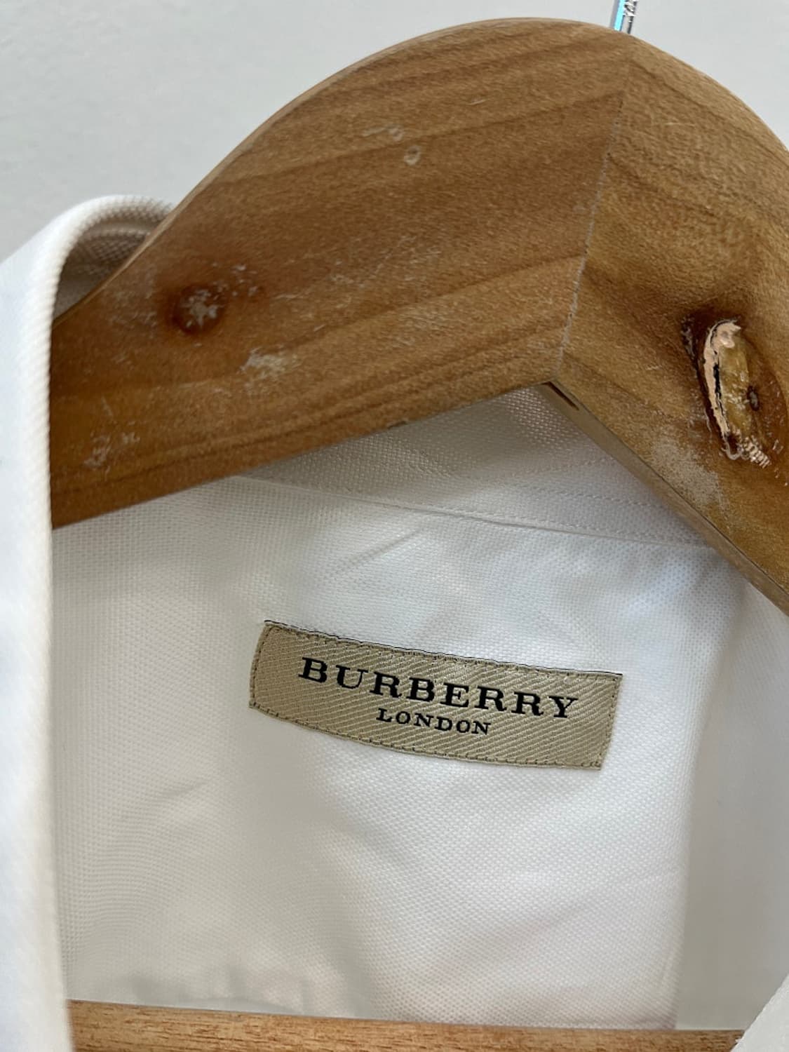 105) 버버리 커프스 화이트셔츠  상품이미지4