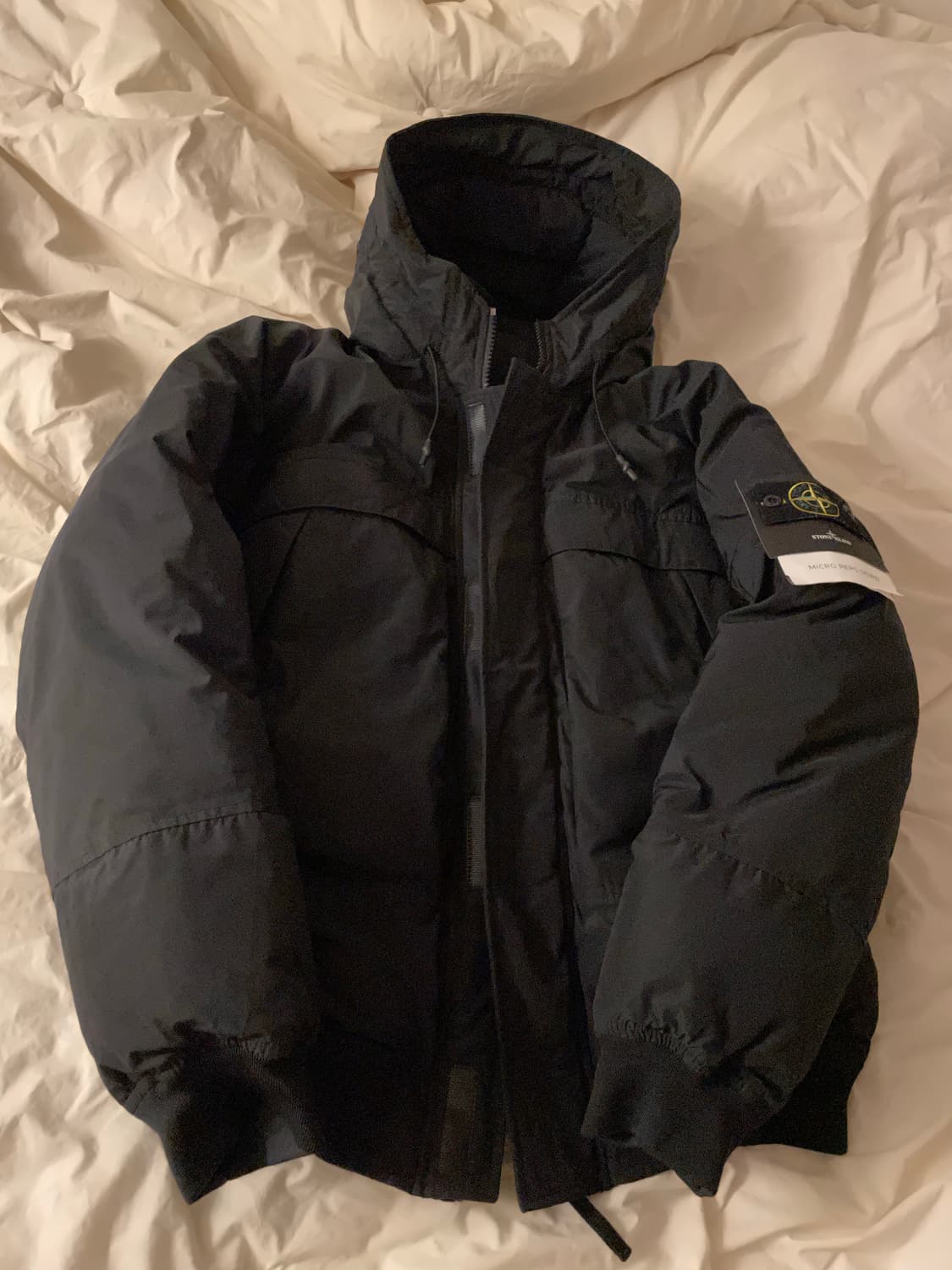 스톤아일랜드 마이크로랩스 다운 L사이즈 상품이미지2