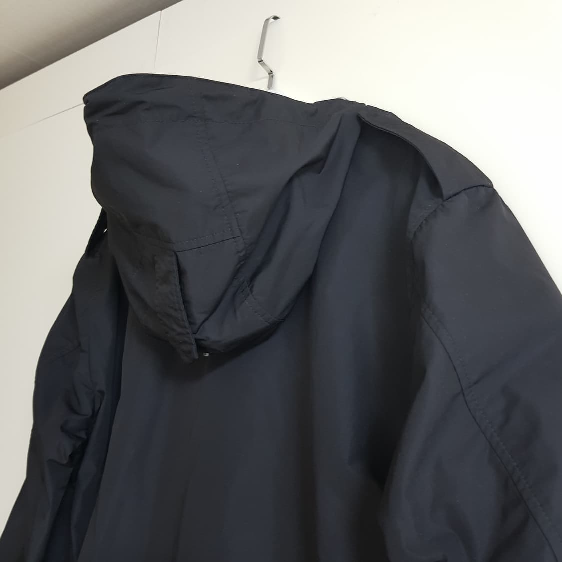 유니클로 재팬 윈드브레이커 바람막이 상품이미지4