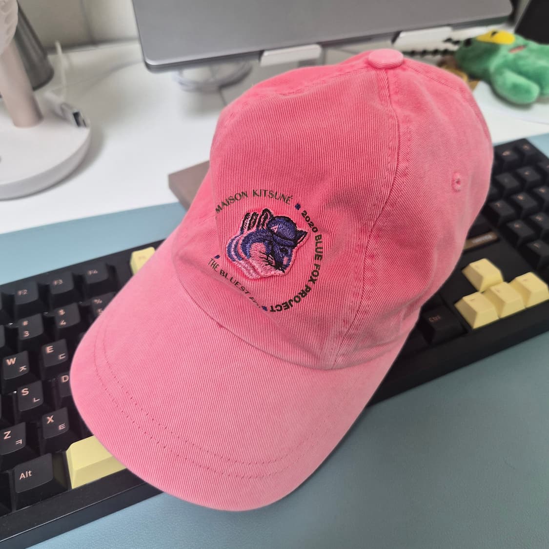 아더에러 메종키츠네 볼캡 모자 핑크 A2 사이즈 상품이미지4