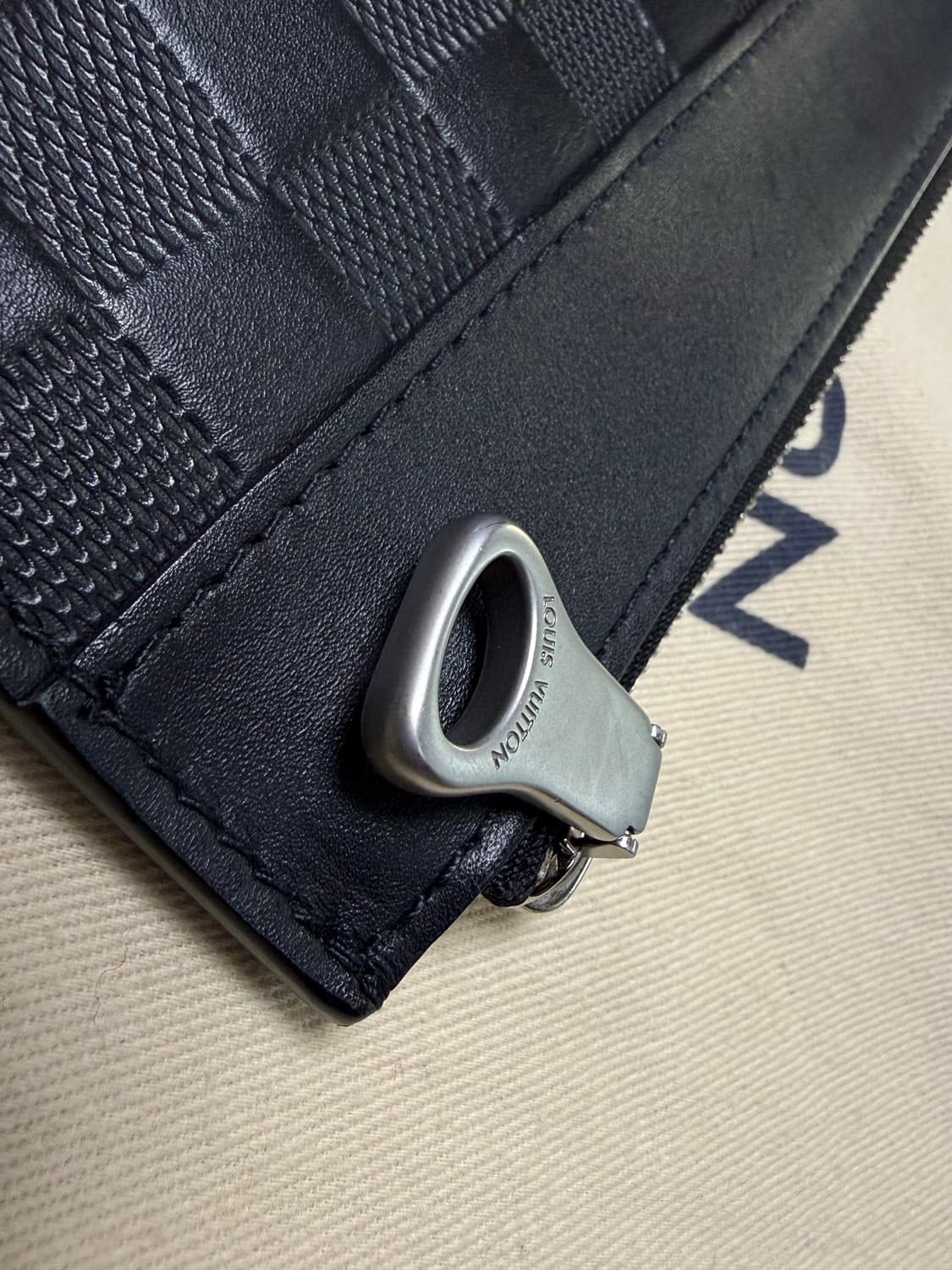 루이비통 다미에 클러치 블랙 상품이미지4