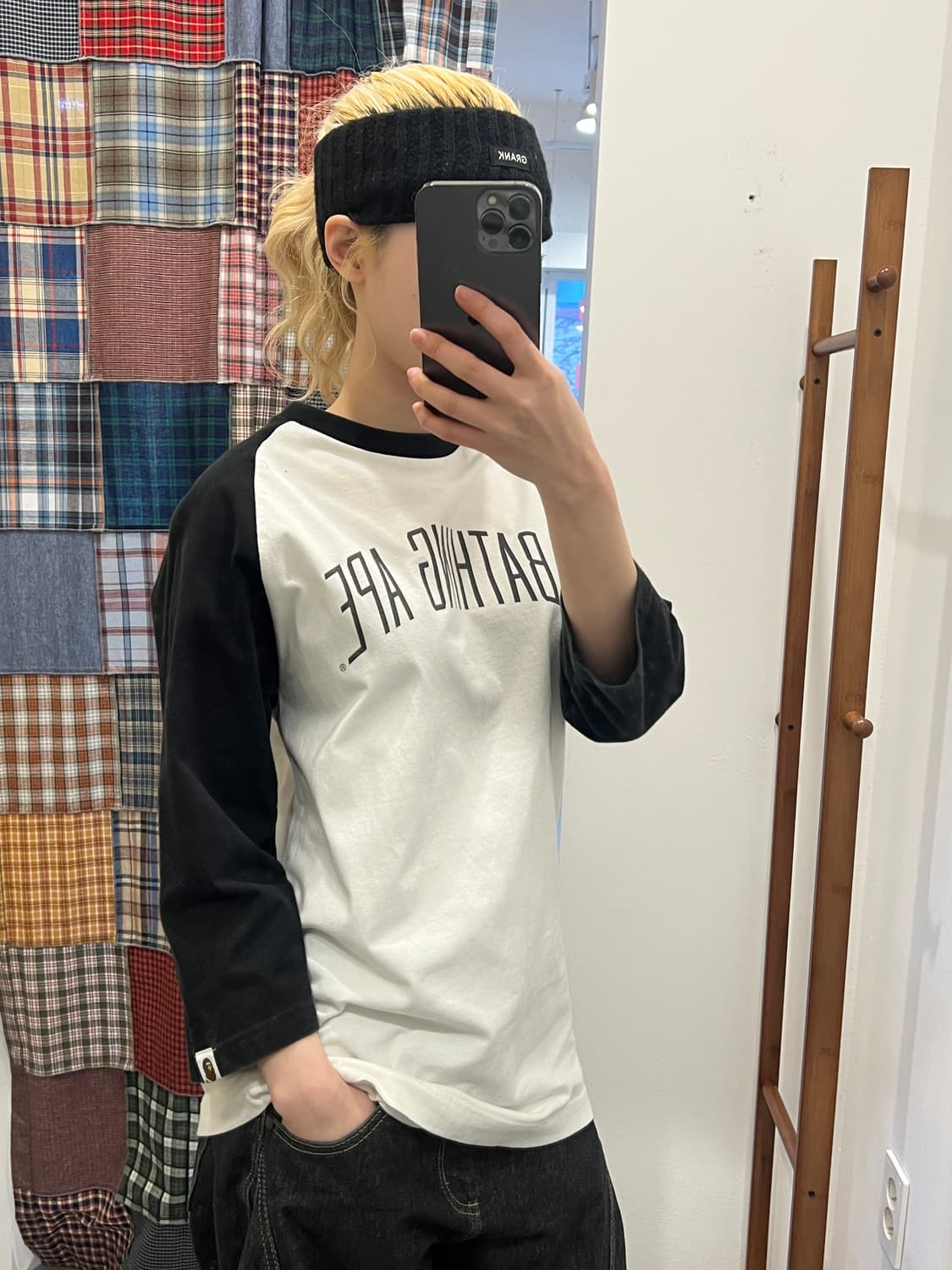 베이프 블랙앤화이트 숏 슬리브 상품이미지3