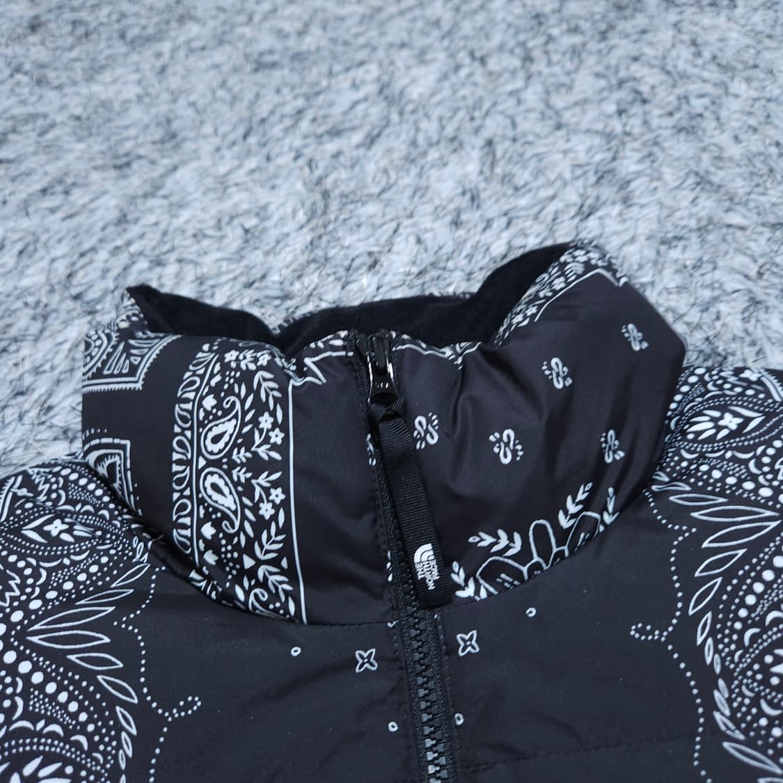 노스페이스) L 남자 페이즐리 눕시패딩 구스다운 / 왕눈이샵 상품이미지7