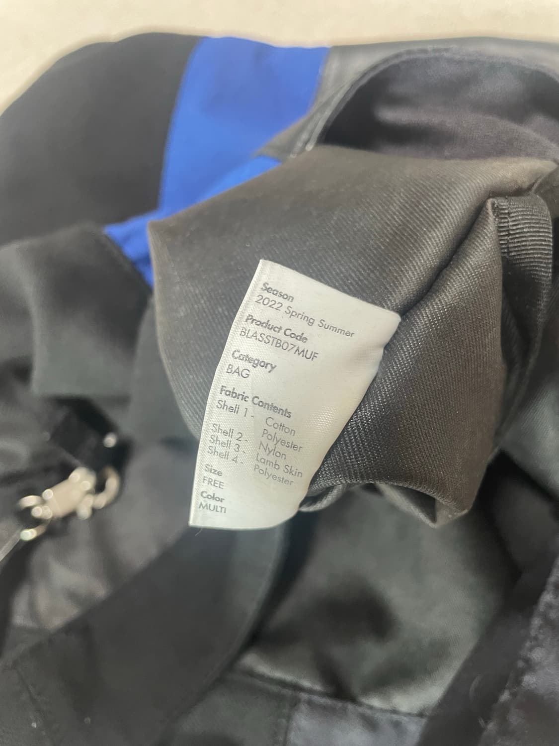 아더에러 22SS 크로스백 상품이미지6