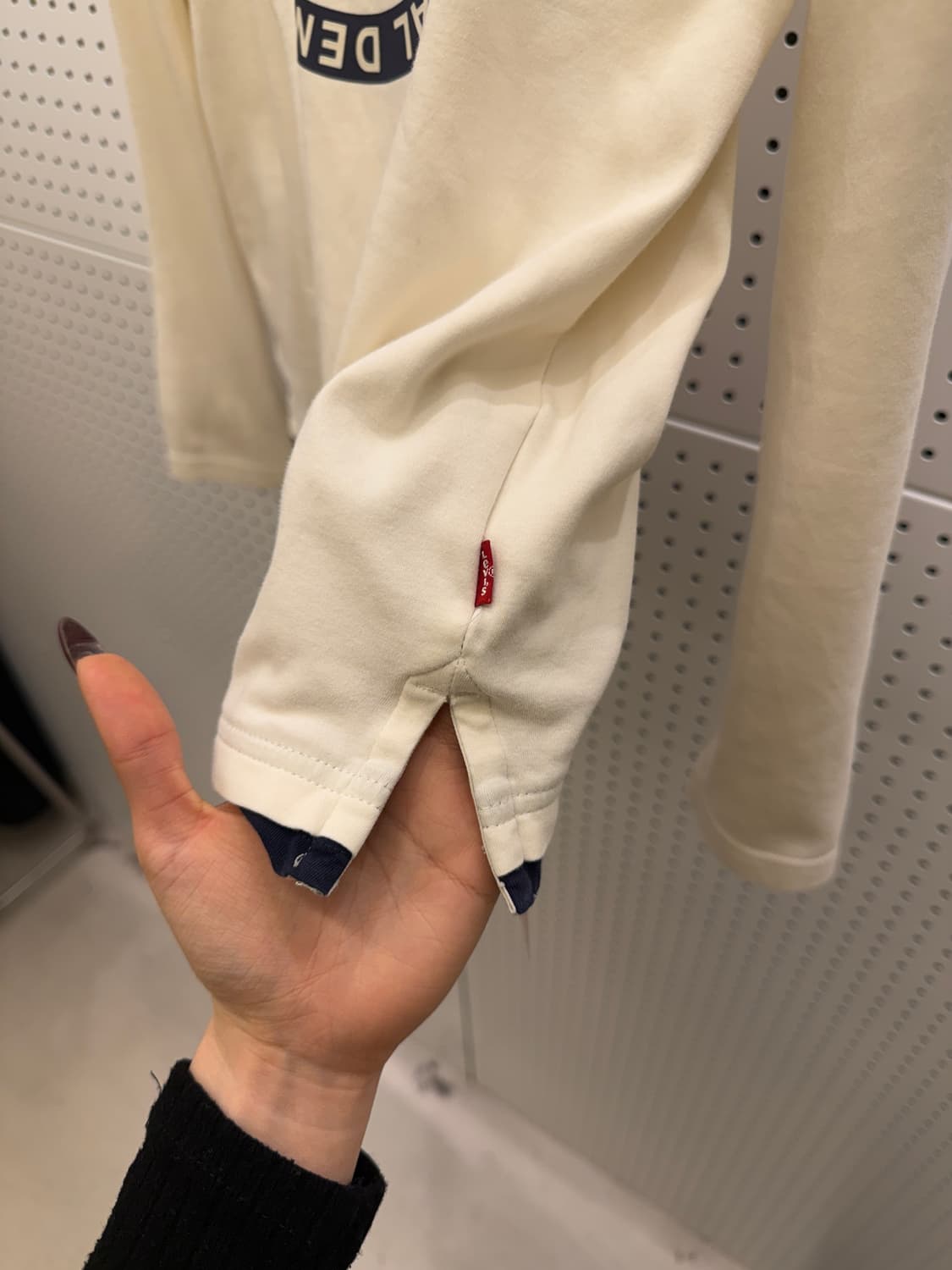 리바이스 원형 로고 롱슬리브 티셔츠 U1571 상품이미지6