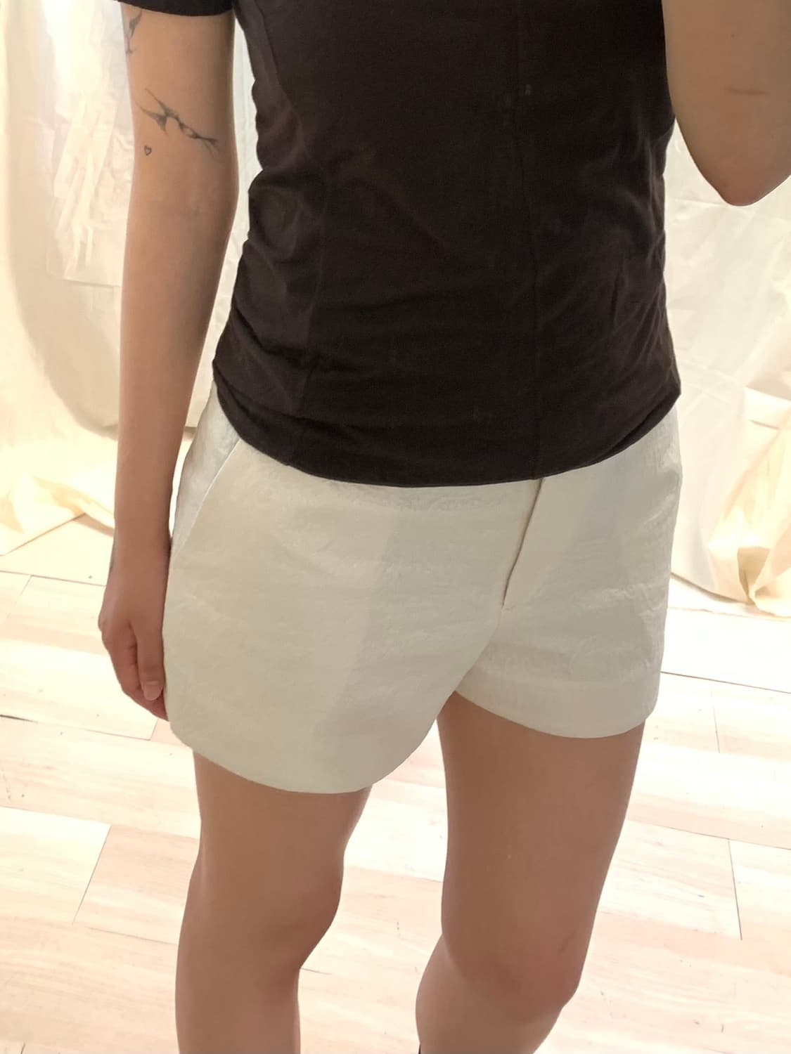[Elizabeth and James] Jacquard short 상품이미지9