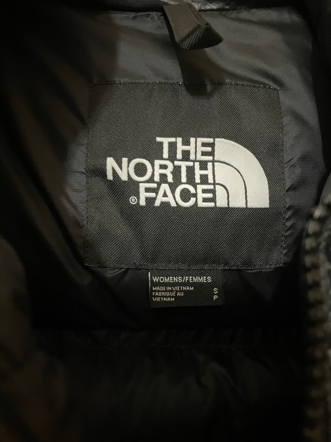 (상태 최상)해외판 노스페이스 여성용 눕시 크롭 숏 패딩 블랙 700 상품이미지5