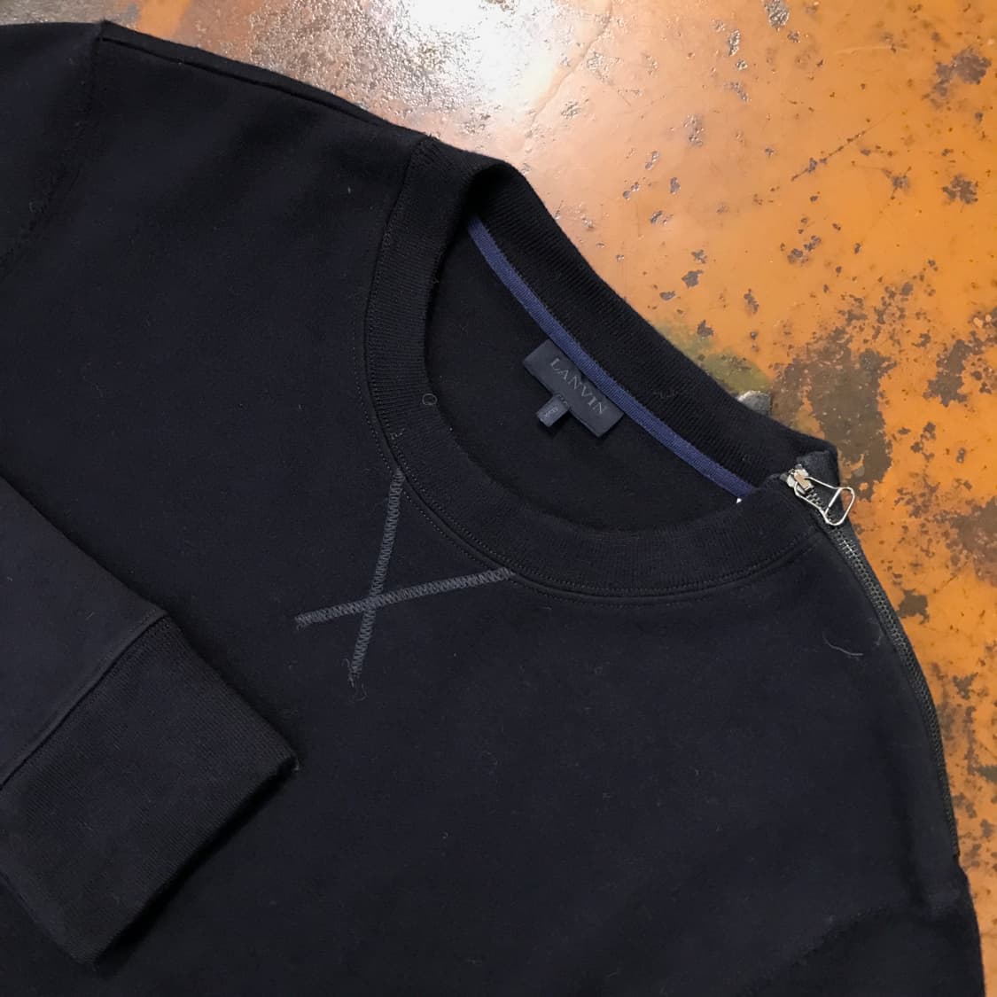 랑방 네이비 지퍼 디테일 캐시미어 니트 남성 105 사이즈  상품이미지3