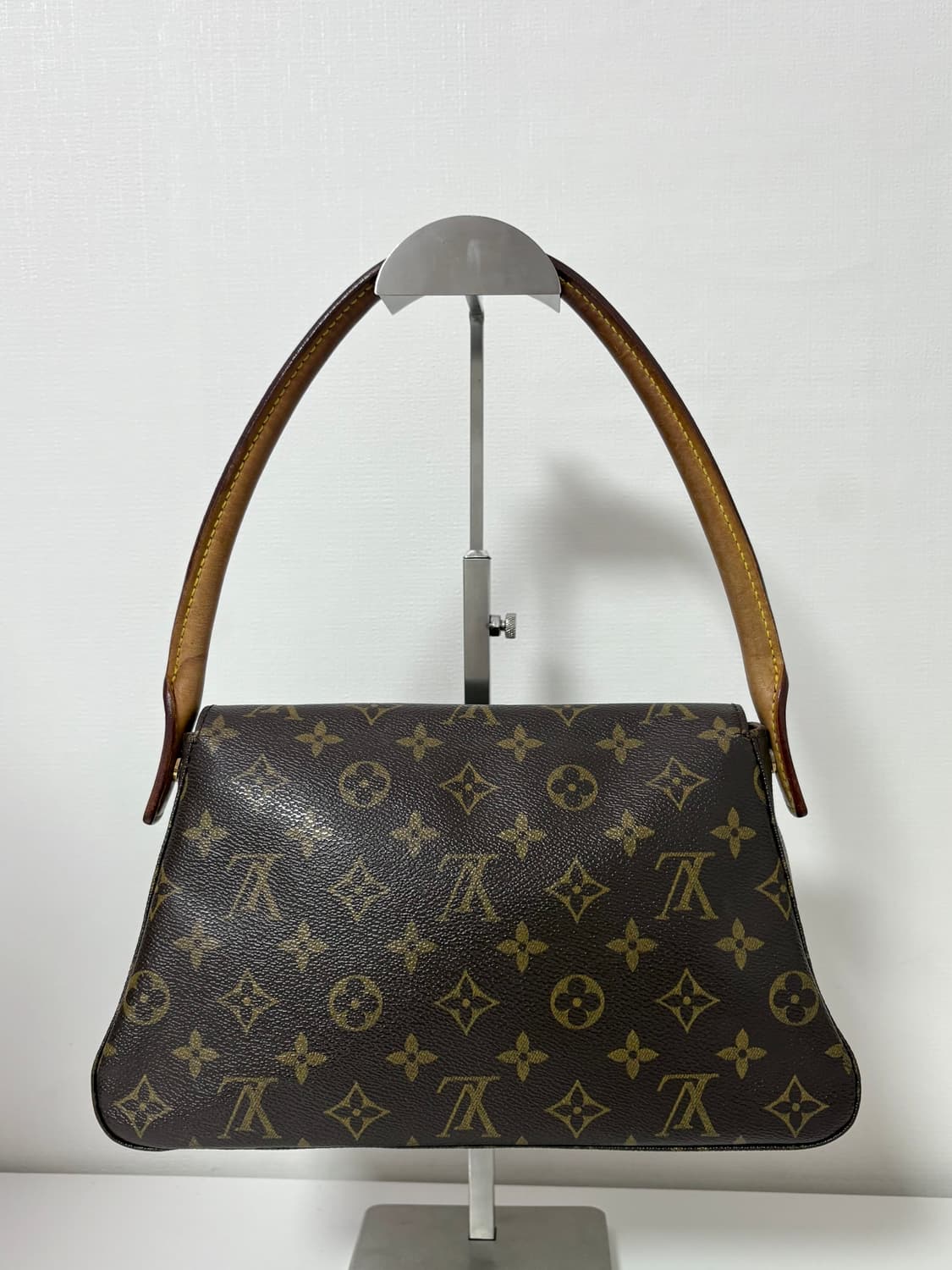 루이비통 루핑 숄더백  상품이미지5