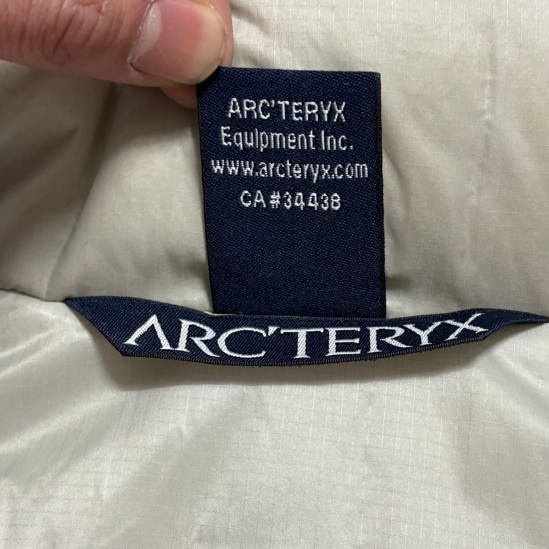 M 아크테릭스 여성용 윈드스토퍼 내장후드 오렌지 아톰 자켓 상품이미지5