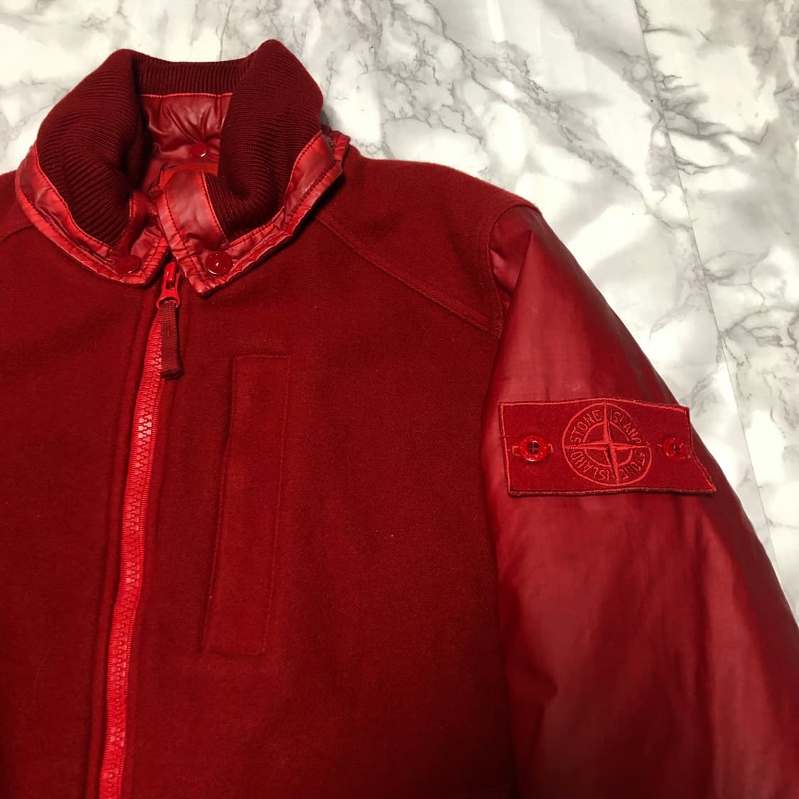 스톤아일랜드 고스트 자켓 초희귀 한정판 바시티 레드 상품이미지2