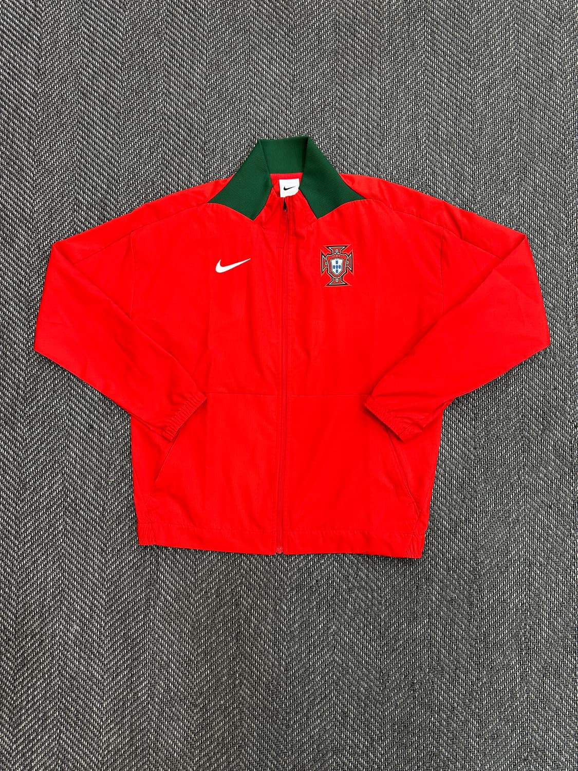 나이키 포르투칼 바람막이 상품이미지1