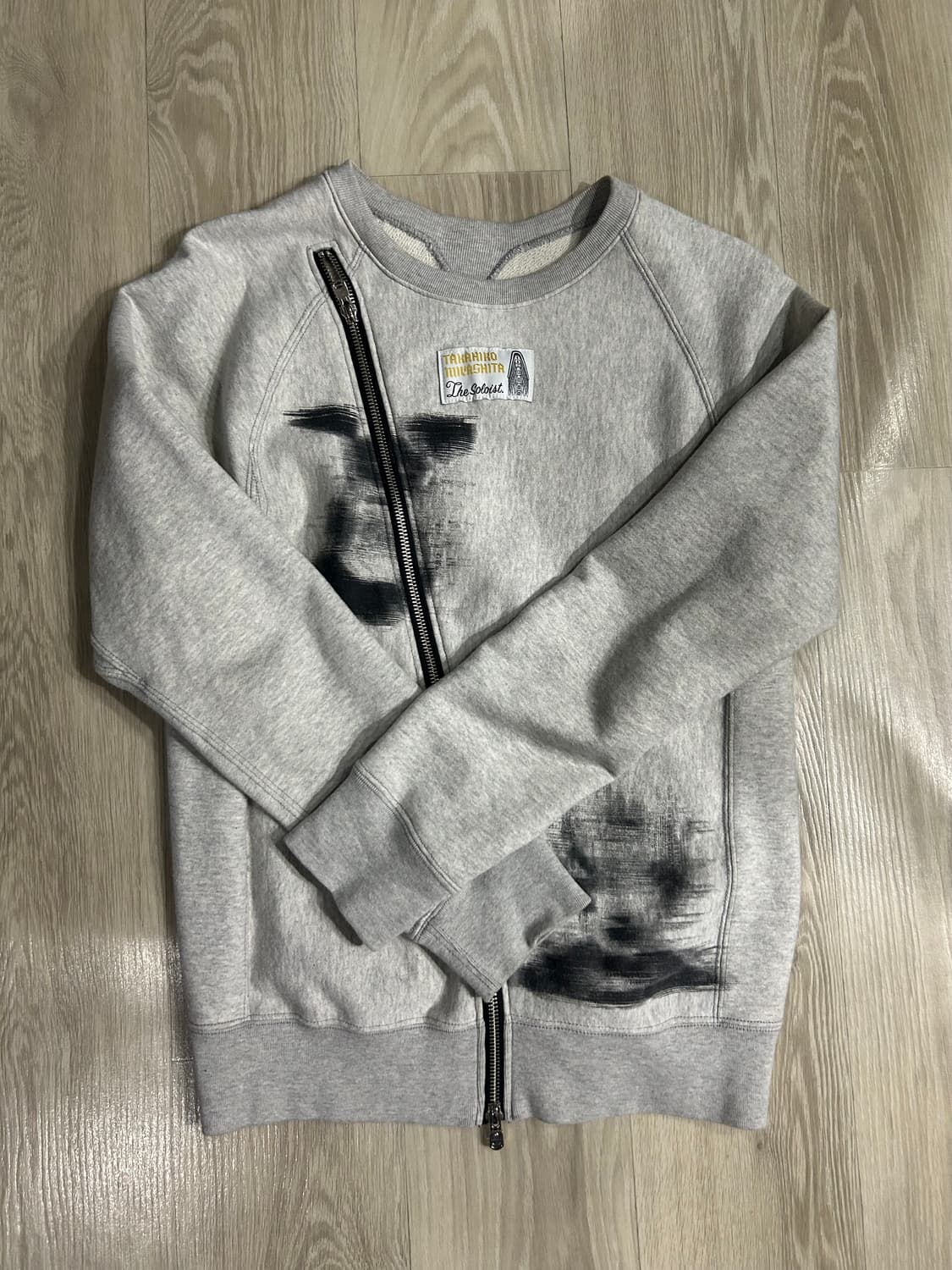 솔로이스트 22aw 지퍼 맨투맨  상품이미지1