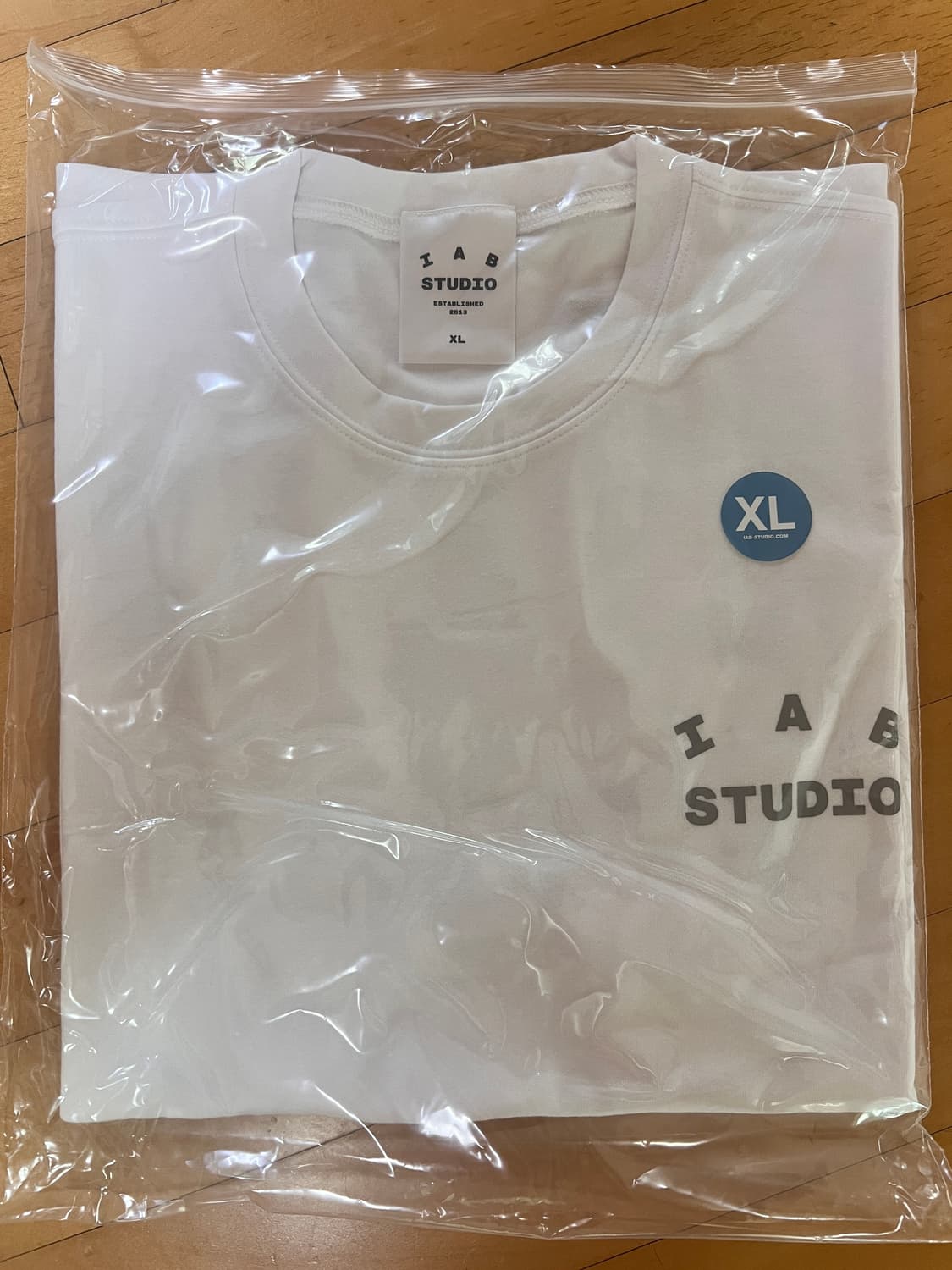 (Xl) 아이앱 스튜디오 화이트 그레이 상품이미지2