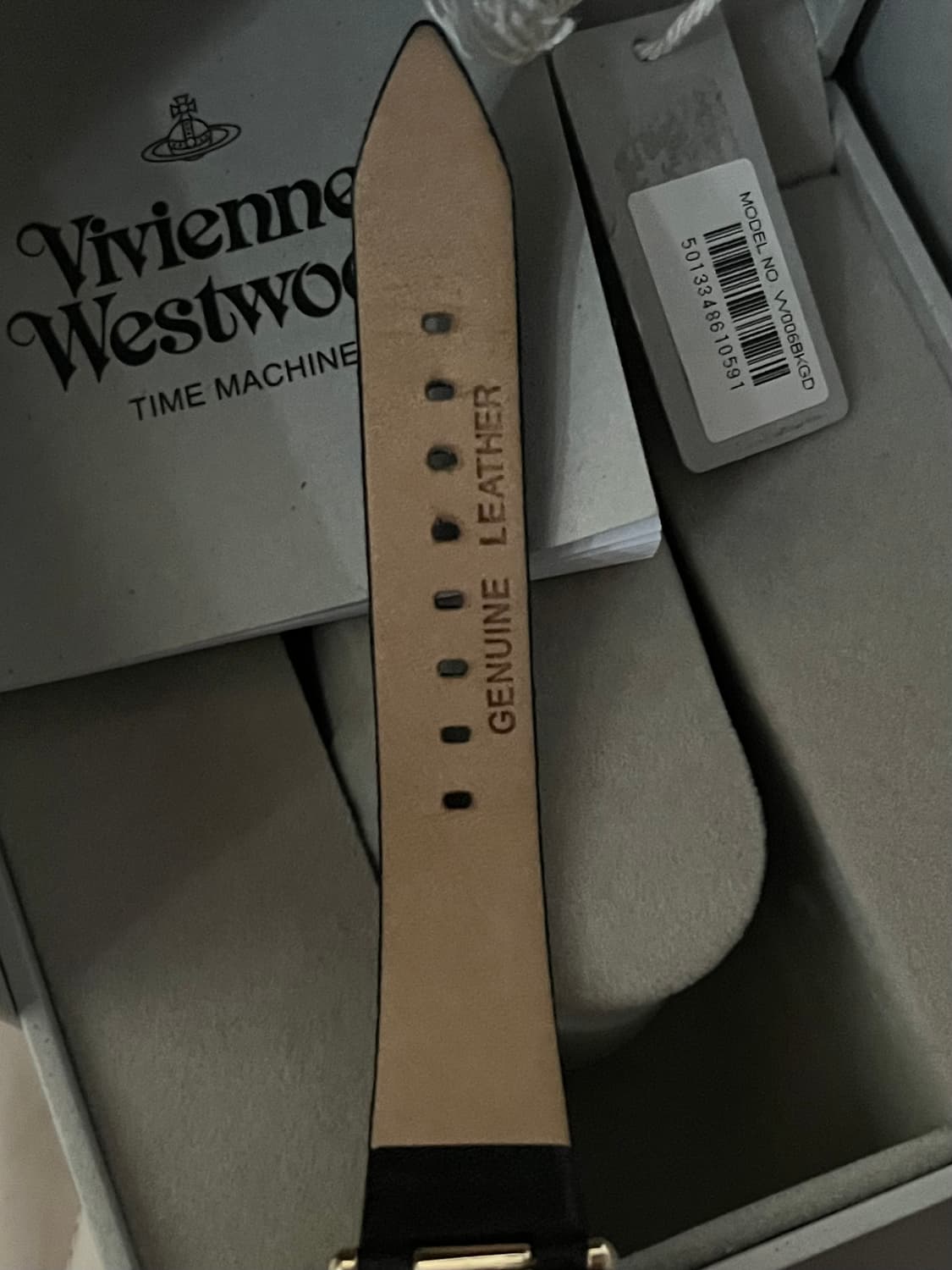 비비안웨스트우드 블랙 시계 상품이미지5