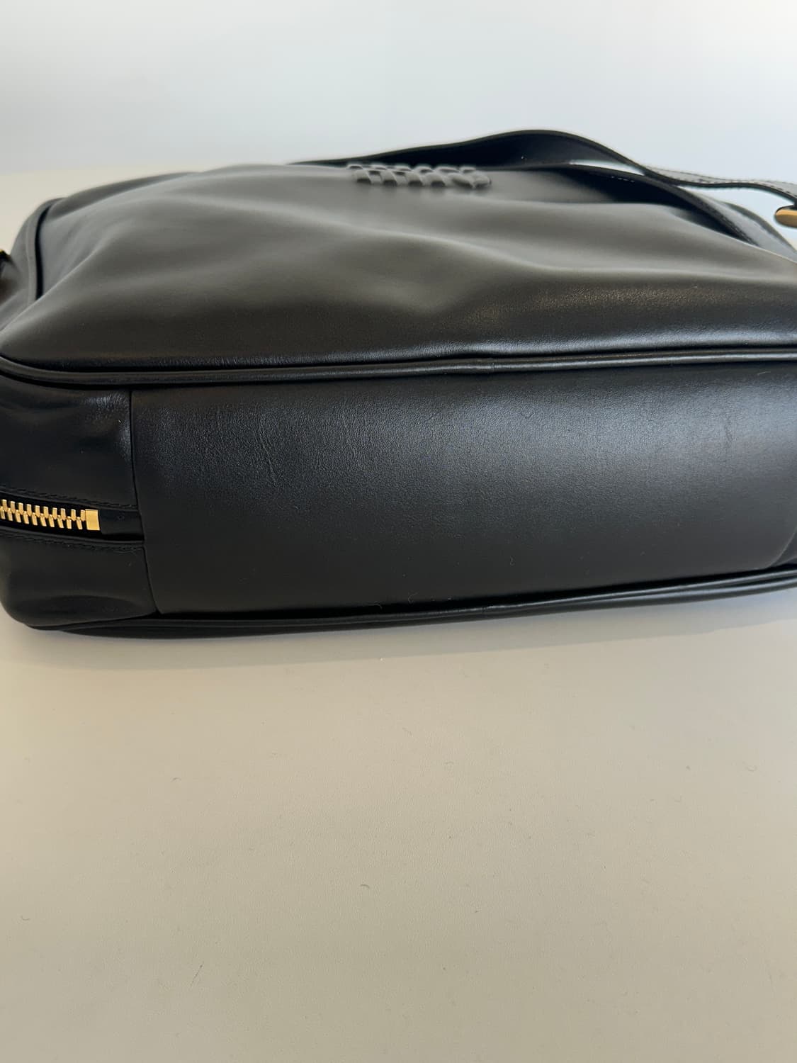 미우미우 가죽 탑 핸들 보백 상품이미지9