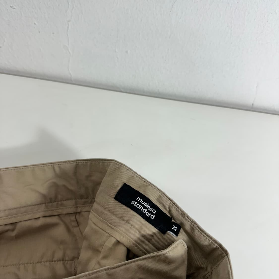 32 L 무신사스탠다드 베이지 테이퍼드핏 투턱 코튼팬츠 상품이미지6