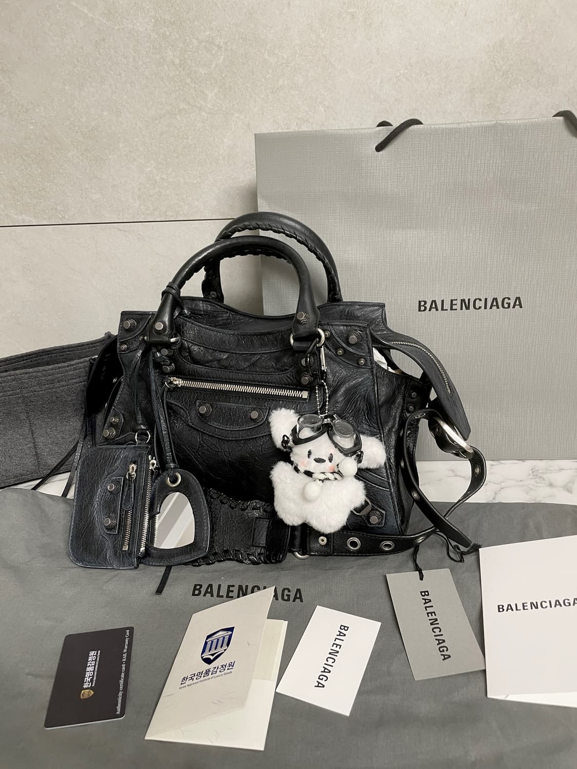 정품 발렌시아가 네오카골 스몰 블랙 상품이미지5