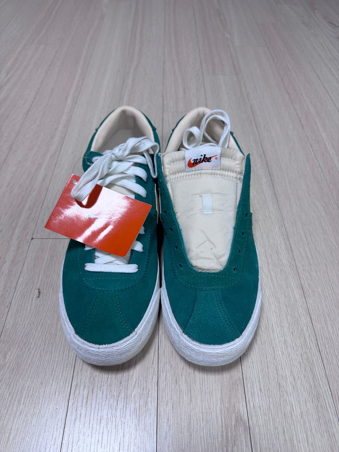 나이키 브루인 빈티지 그린 275 상품이미지1