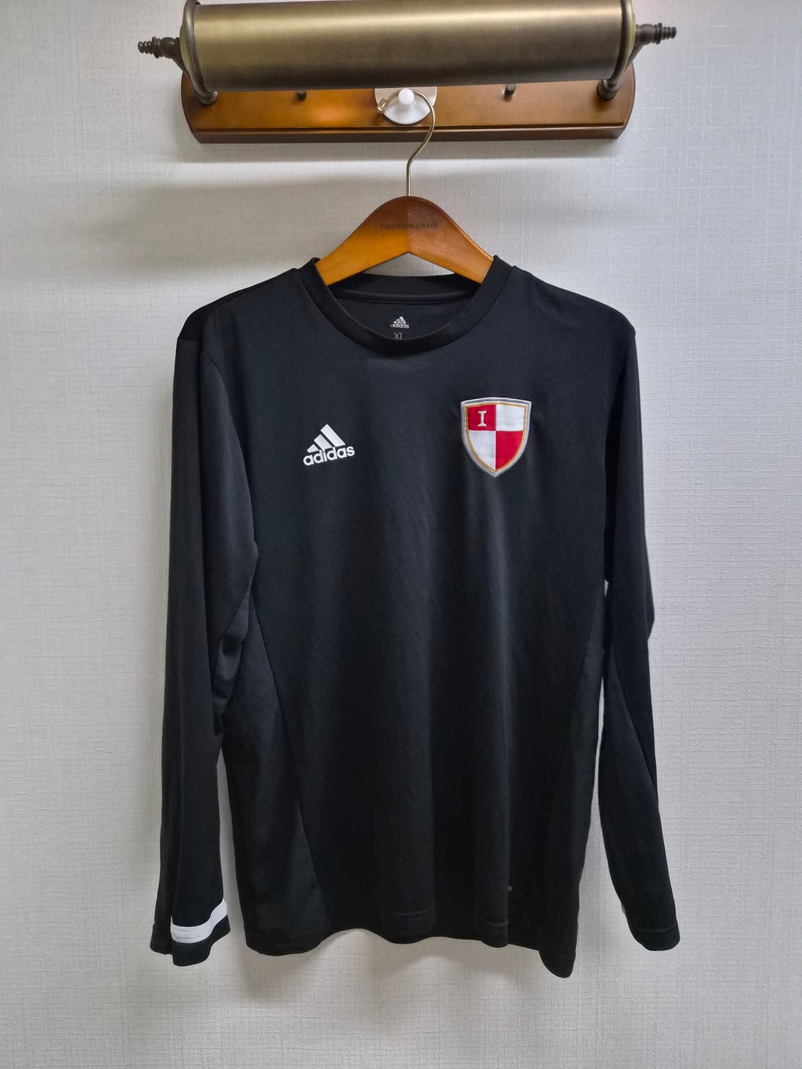 XL) 아디다스 부산 아이파크 트레이닝 탑 팝니다 상품이미지1