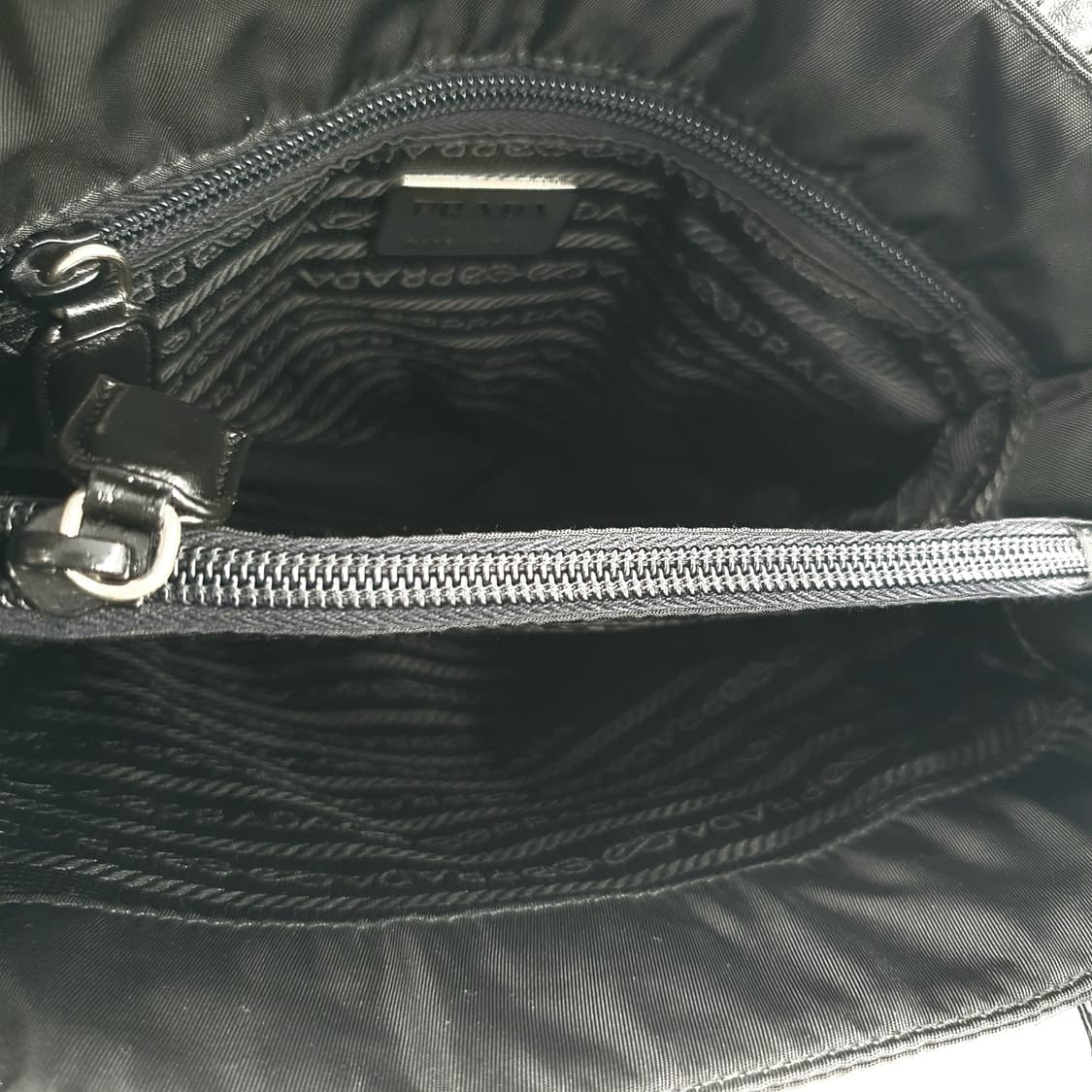 프라다 리나일론 블랙 미니 숄더백 B6506 상품이미지10