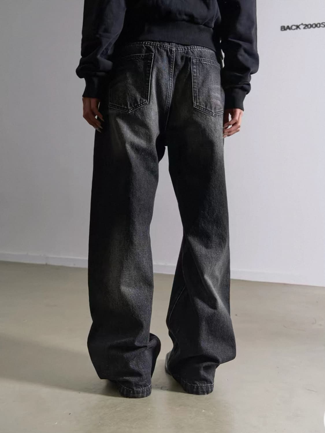 Black Studded Washed Loose Jeans 상품이미지2