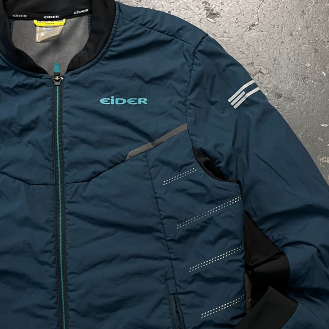 95 아이더 가이슨 경량 패딩 상품이미지2