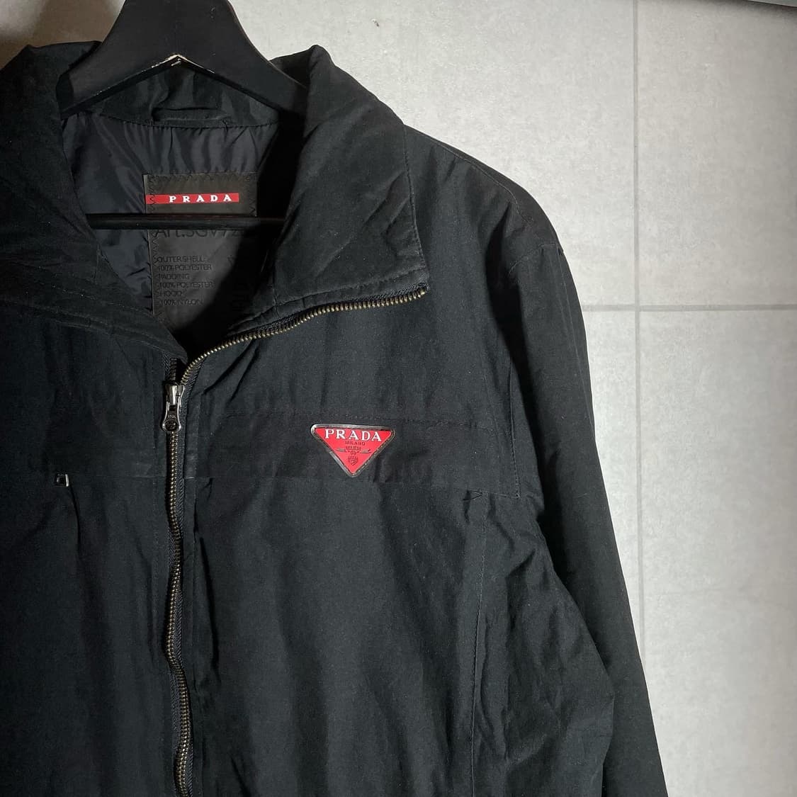 프라다 밀라노 삼각와펜 자켓 상품이미지2
