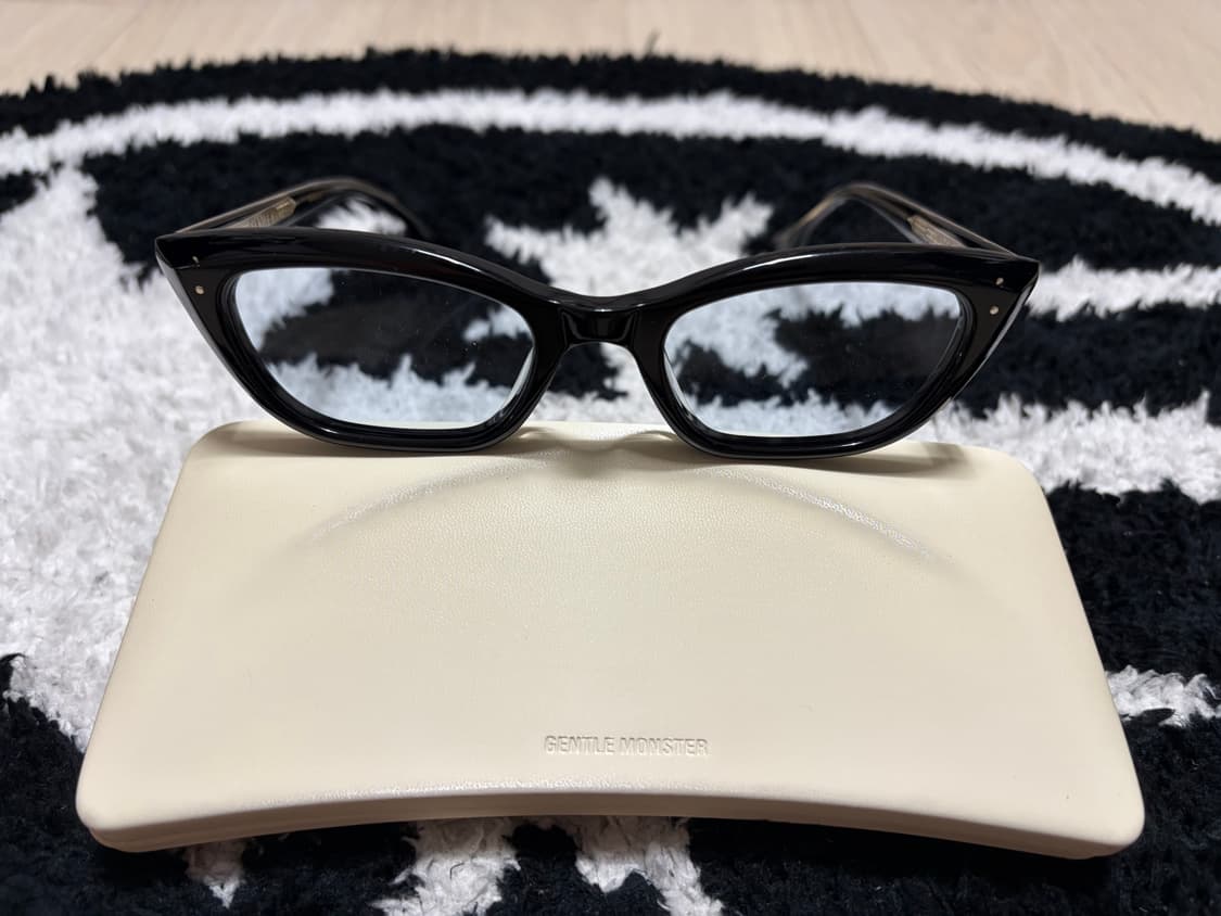 젠틀몬스터 MIVIEW 상품이미지1