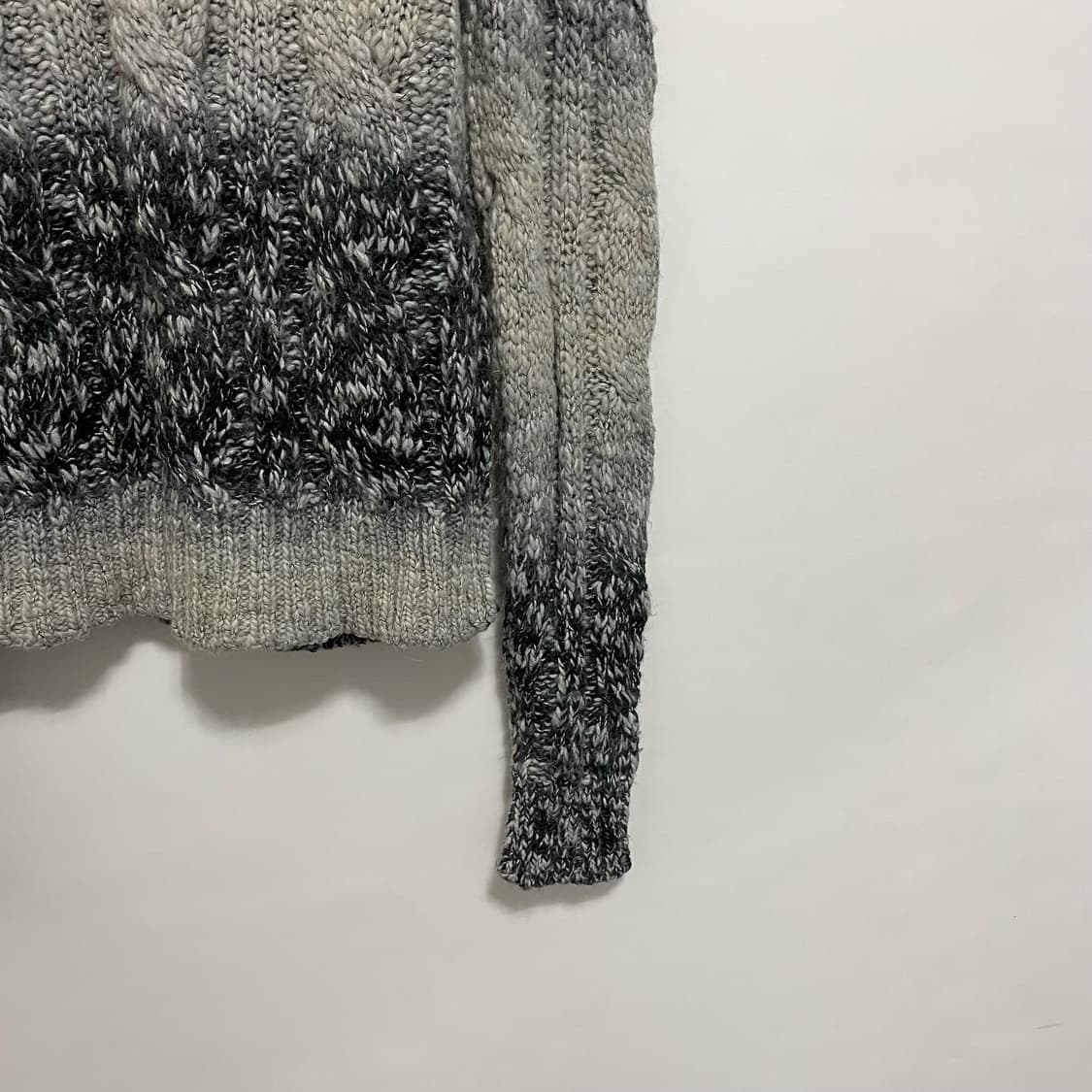 돌체 앤 가바나 니트 상품이미지3