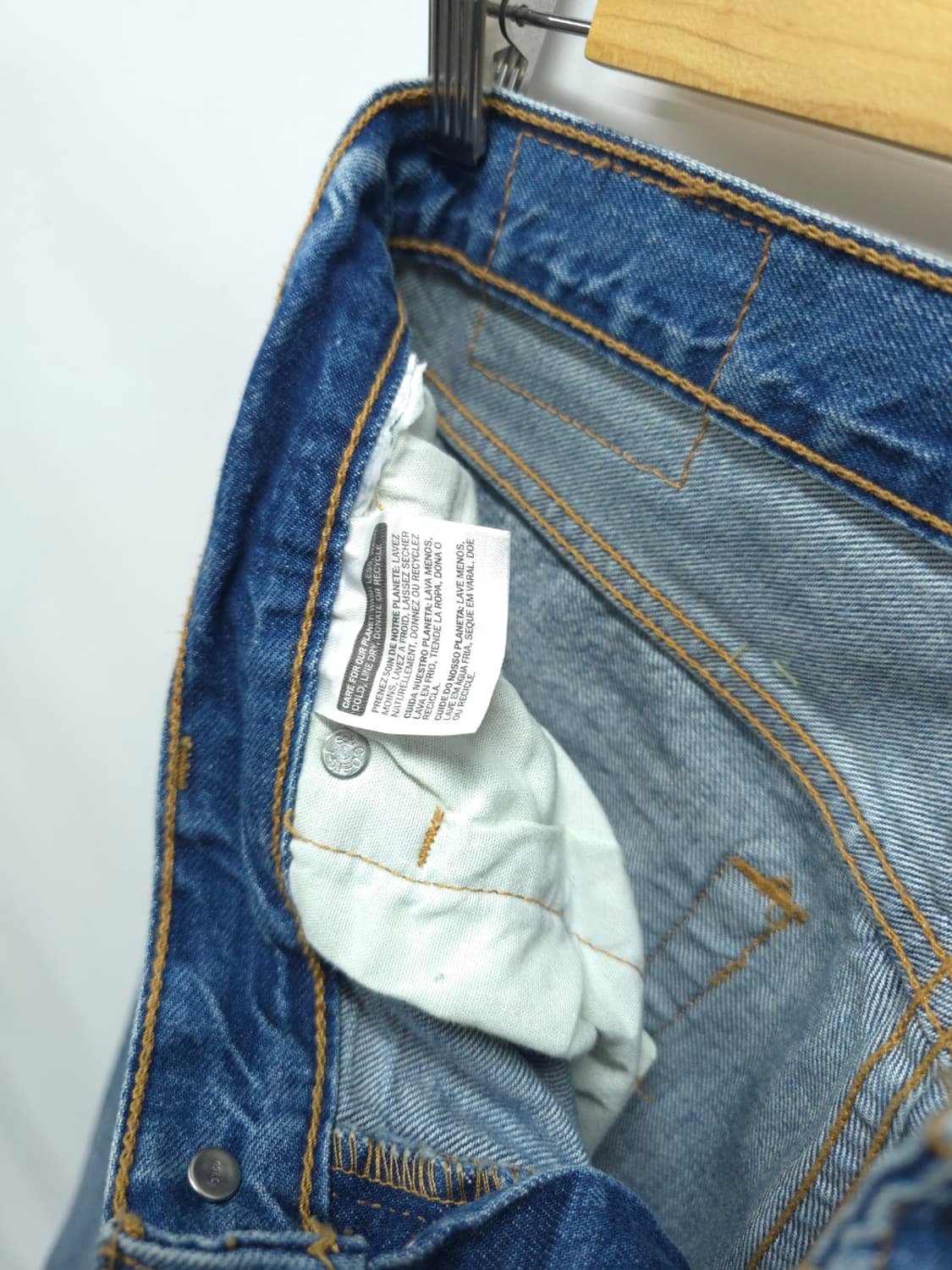 리바이스 여성 501 CT 빈티지 워싱 디스트로이드 데님 팬츠(28) 상품이미지9