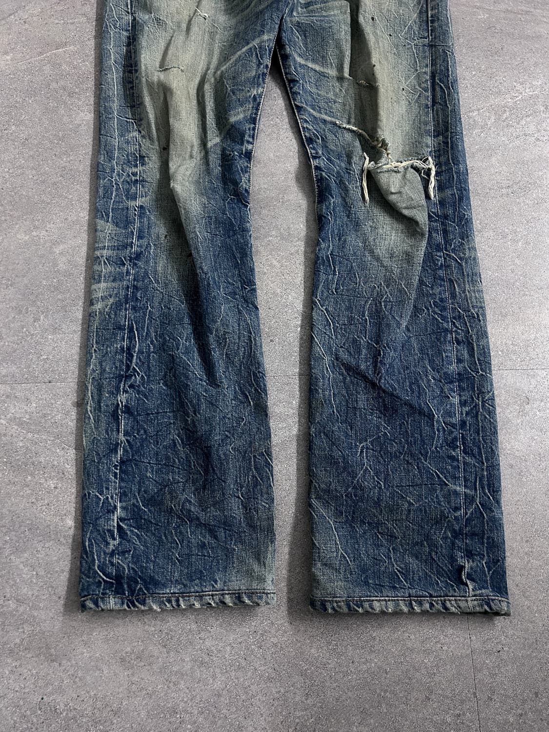 리바이스 501 크랙 워시드 디스트레스드 데님 상품이미지5