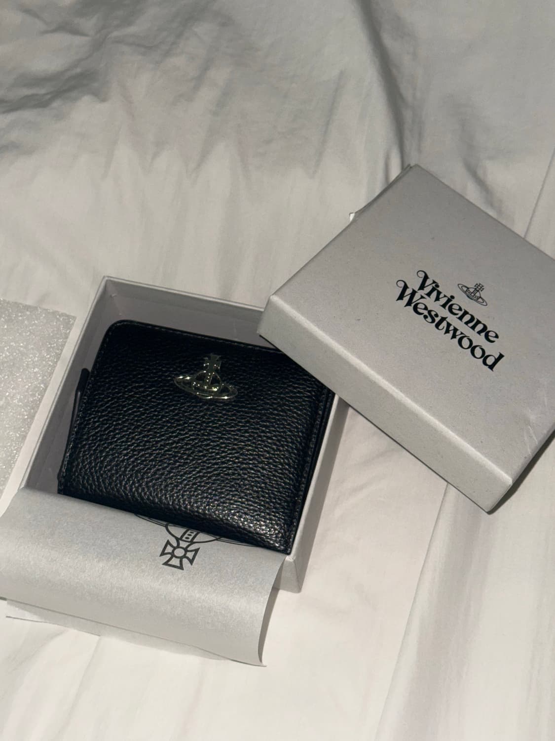비비안웨스트우드 반지갑 상품이미지2