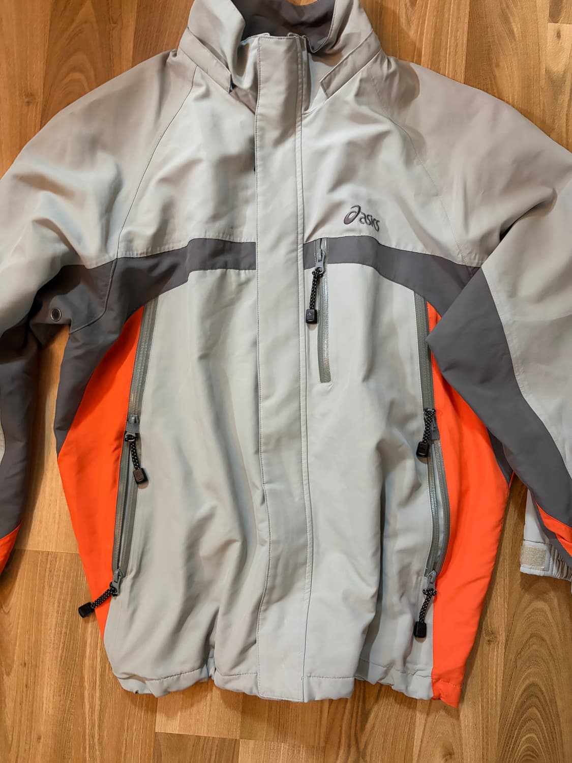 아식스 자켓 - (맞춰드림: 후르츠 이벤트로 받은 만원 (5만원이하) 상품이미지2