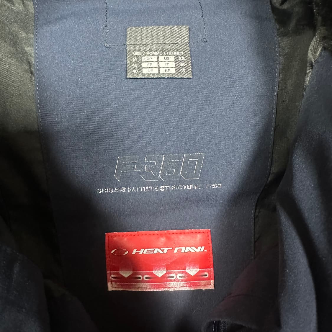 ✨ (바배) 데상트 대장급 스페셜라인 스위스스키팀 미드 덕다운 패딩  상품이미지3