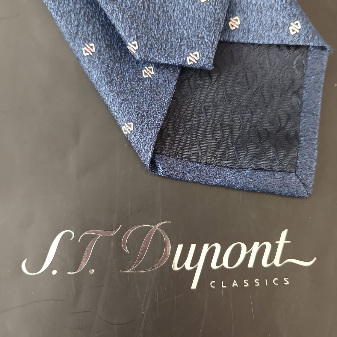 에스 티 듀퐁 실크 네이비 패턴 넥타이 8.2cm A등급 A19275
 상품이미지6