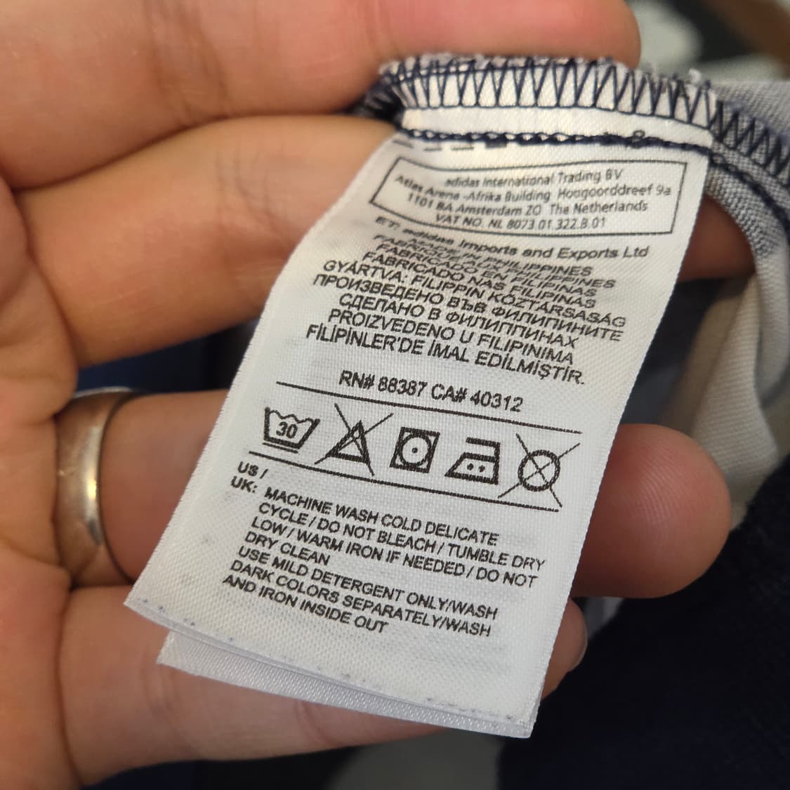 아디다스 스탠스미스 도트 맨투맨 상품이미지9