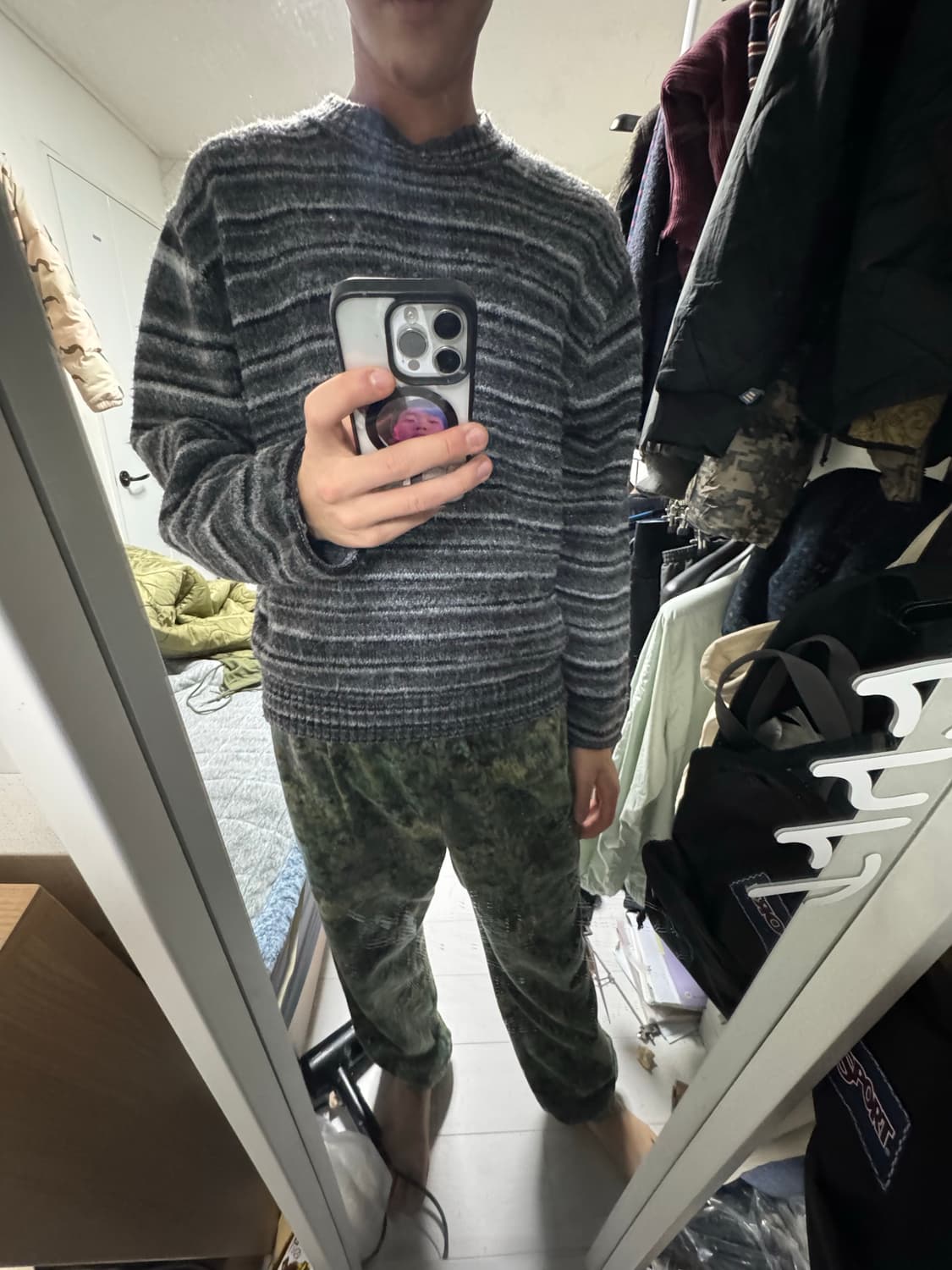 르아브 스트라이프 니트 상품이미지1